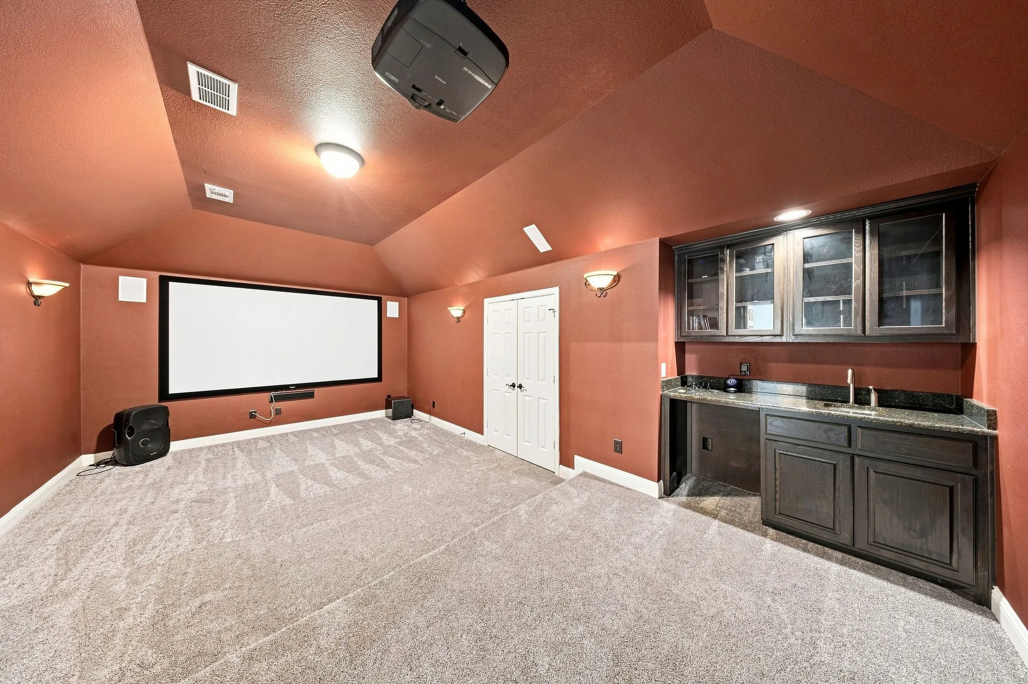 Single Family Residence For Sale in Denton County , 3103 Aerial Drive, Frisco, Texas 75033, 6 Bedroom, 4 Bathroom, 2 Garage spaces, 4,290 Sqft, built in 2013, mls#21339972, Real Estate Agent in Frisco, Homes For Sale in Denton county, Homes For Sale in Frisco, Realtor in Frisco Texas, Real Estate Brokerage Independent Realty Texas, Luminita Cordes Realtor