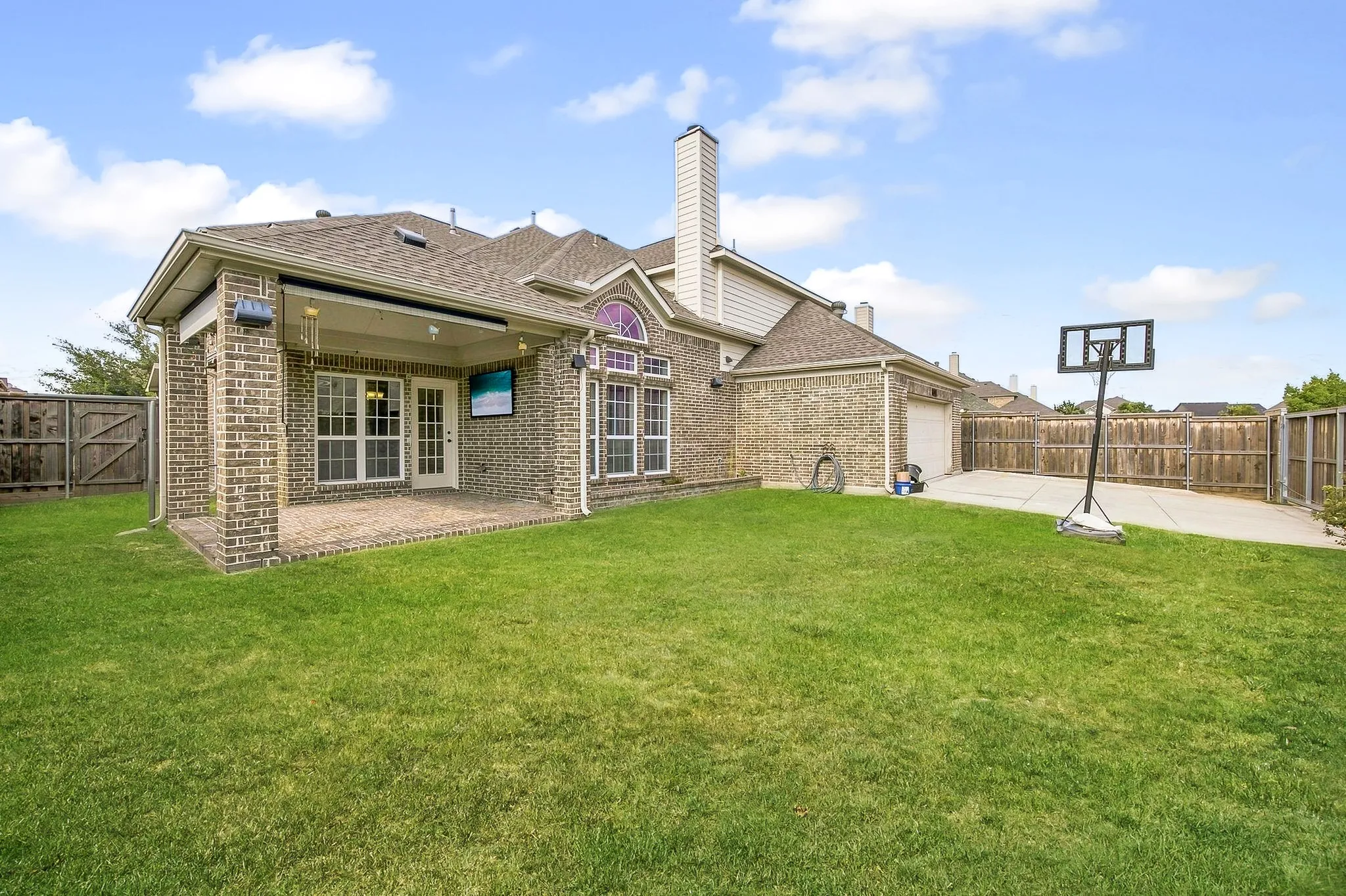 Single Family Residence For Sale in Denton County , 3103 Aerial Drive, Frisco, Texas 75033, 6 Bedroom, 4 Bathroom, 2 Garage spaces, 4,290 Sqft, built in 2013, mls#21339972, Real Estate Agent in Frisco, Homes For Sale in Denton county, Homes For Sale in Frisco, Realtor in Frisco Texas, Real Estate Brokerage Independent Realty Texas, Luminita Cordes Realtor