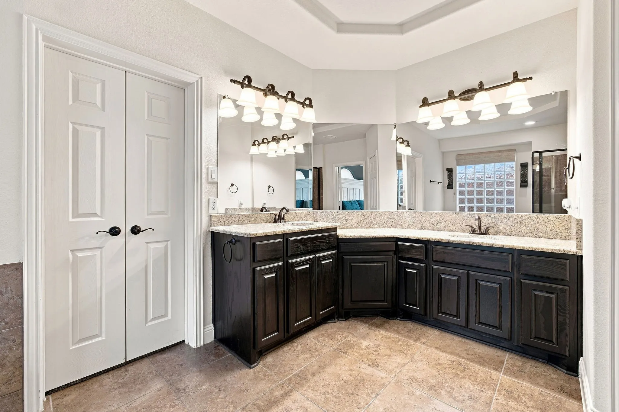 Single Family Residence For Sale in Denton County , 3103 Aerial Drive, Frisco, Texas 75033, 6 Bedroom, 4 Bathroom, 2 Garage spaces, 4,290 Sqft, built in 2013, mls#21339972, Real Estate Agent in Frisco, Homes For Sale in Denton county, Homes For Sale in Frisco, Realtor in Frisco Texas, Real Estate Brokerage Independent Realty Texas, Luminita Cordes Realtor