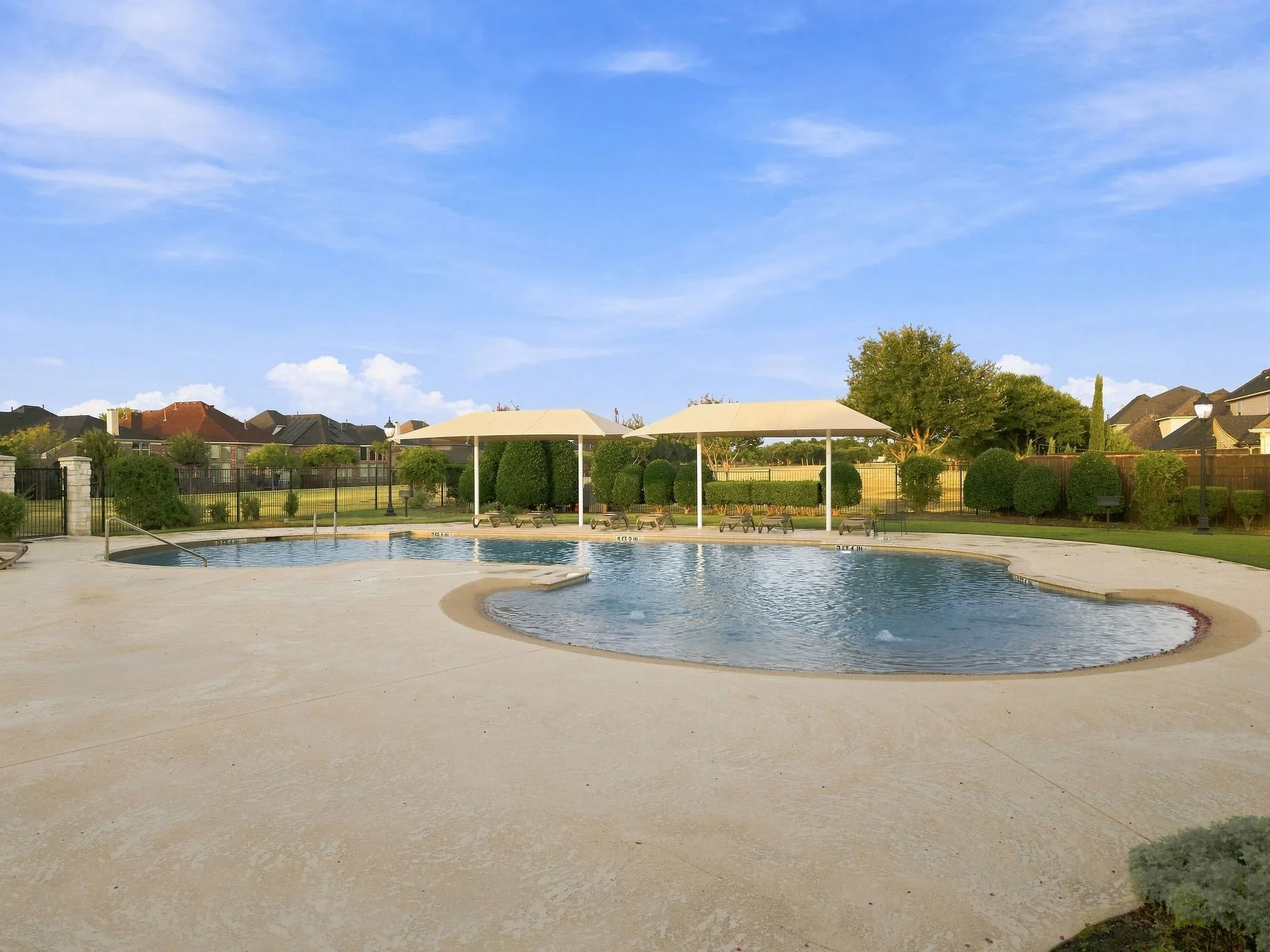 Single Family Residence For Sale in Denton County , 3103 Aerial Drive, Frisco, Texas 75033, 6 Bedroom, 4 Bathroom, 2 Garage spaces, 4,290 Sqft, built in 2013, mls#21339972, Real Estate Agent in Frisco, Homes For Sale in Denton county, Homes For Sale in Frisco, Realtor in Frisco Texas, Real Estate Brokerage Independent Realty Texas, Luminita Cordes Realtor