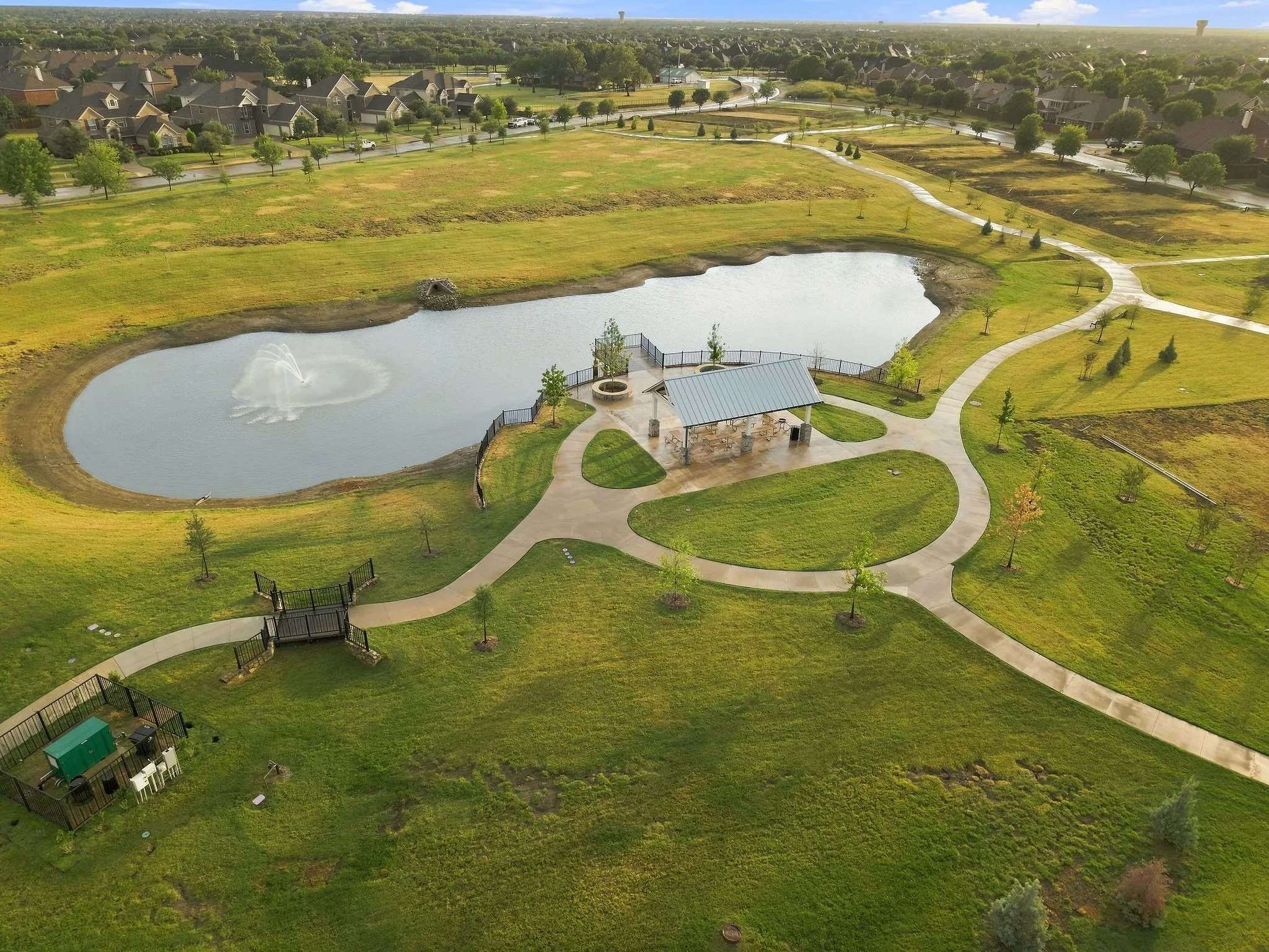 Single Family Residence For Sale in Denton County , 3103 Aerial Drive, Frisco, Texas 75033, 6 Bedroom, 4 Bathroom, 2 Garage spaces, 4,290 Sqft, built in 2013, mls#21339972, Real Estate Agent in Frisco, Homes For Sale in Denton county, Homes For Sale in Frisco, Realtor in Frisco Texas, Real Estate Brokerage Independent Realty Texas, Luminita Cordes Realtor