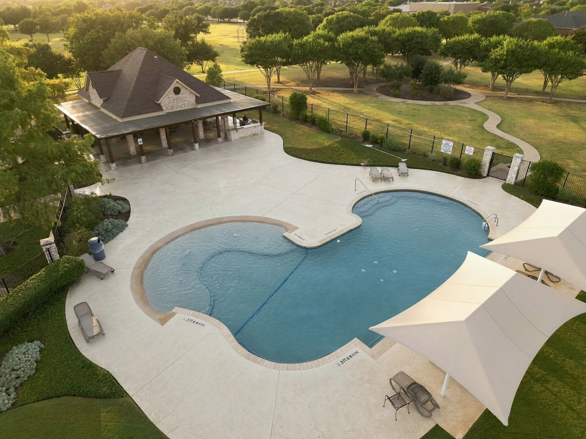 Single Family Residence For Sale in Denton County , 3103 Aerial Drive, Frisco, Texas 75033, 6 Bedroom, 4 Bathroom, 2 Garage spaces, 4,290 Sqft, built in 2013, mls#21339972, Real Estate Agent in Frisco, Homes For Sale in Denton county, Homes For Sale in Frisco, Realtor in Frisco Texas, Real Estate Brokerage Independent Realty Texas, Luminita Cordes Realtor