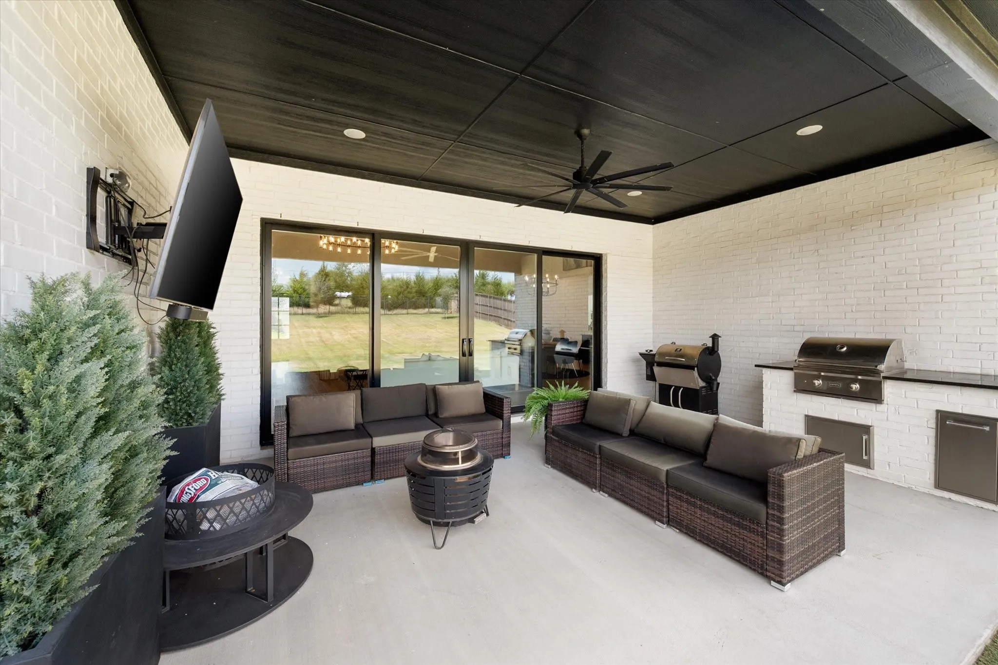 Single Family Residence For Sale in Tarrant County , 2109 Glenbrook Street, Haslet, Texas 76052, 4 Bedroom, 4 Bathroom, 3 Garage spaces, 3,696 Sqft, built in 2023, mls#21347230, Real Estate Agent in Haslet, Homes For Sale in Tarrant county, Homes For Sale in Haslet, Realtor in Haslet Texas, Real Estate Brokerage Independent Realty Texas, Luminita Cordes Realtor