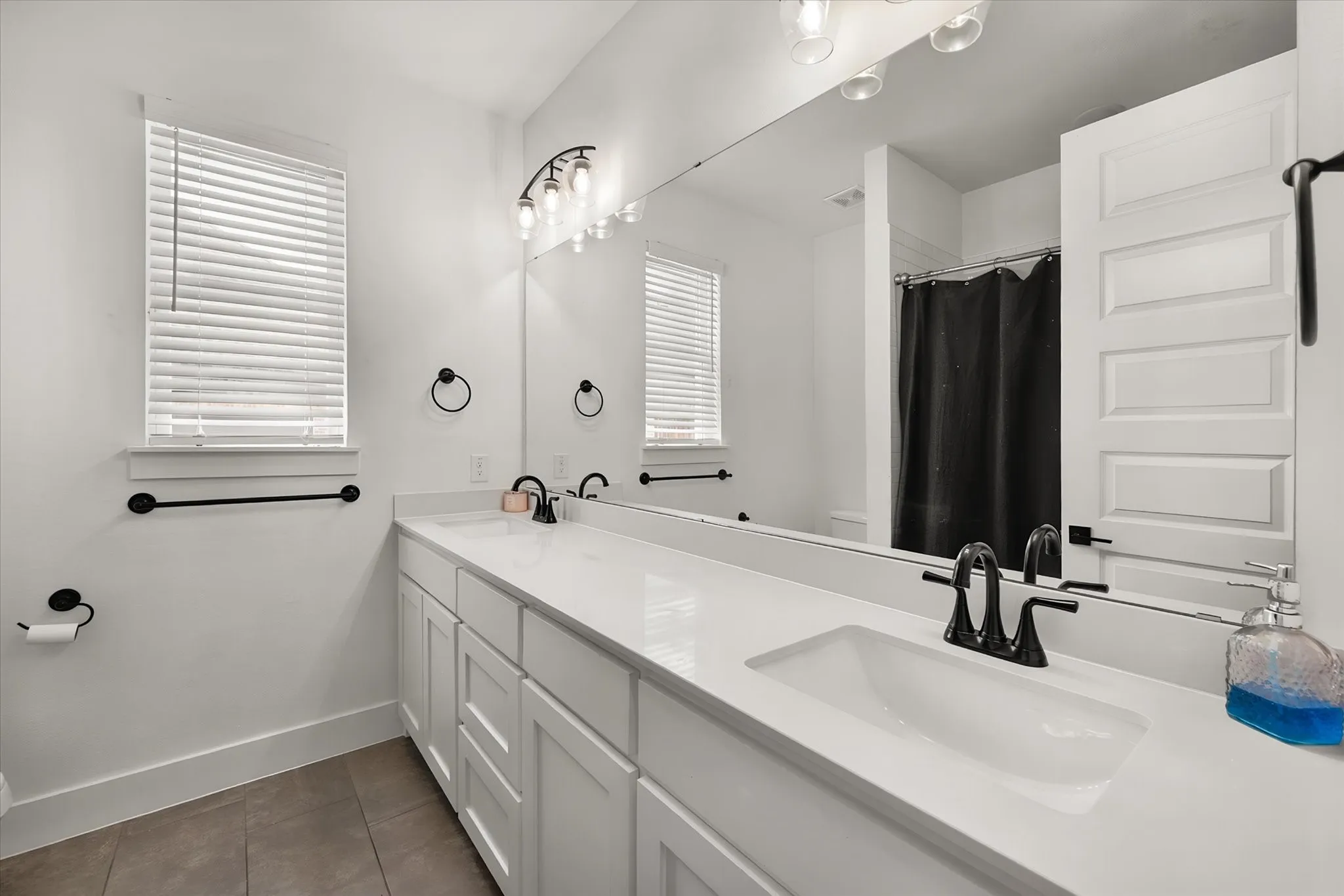 Single Family Residence For Sale in Tarrant County , 2109 Glenbrook Street, Haslet, Texas 76052, 4 Bedroom, 4 Bathroom, 3 Garage spaces, 3,696 Sqft, built in 2023, mls#21347230, Real Estate Agent in Haslet, Homes For Sale in Tarrant county, Homes For Sale in Haslet, Realtor in Haslet Texas, Real Estate Brokerage Independent Realty Texas, Luminita Cordes Realtor