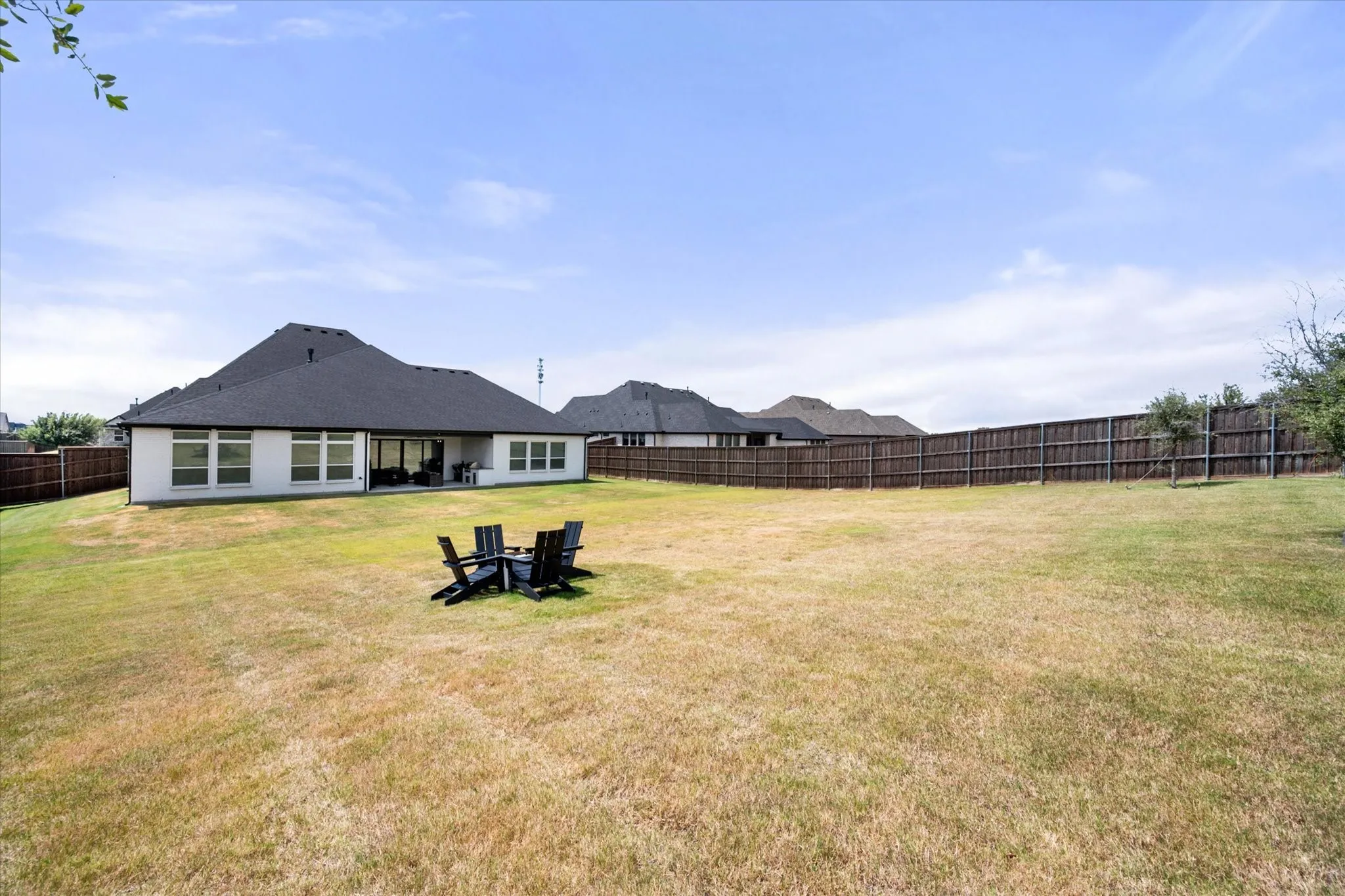 Single Family Residence For Sale in Tarrant County , 2109 Glenbrook Street, Haslet, Texas 76052, 4 Bedroom, 4 Bathroom, 3 Garage spaces, 3,696 Sqft, built in 2023, mls#21347230, Real Estate Agent in Haslet, Homes For Sale in Tarrant county, Homes For Sale in Haslet, Realtor in Haslet Texas, Real Estate Brokerage Independent Realty Texas, Luminita Cordes Realtor