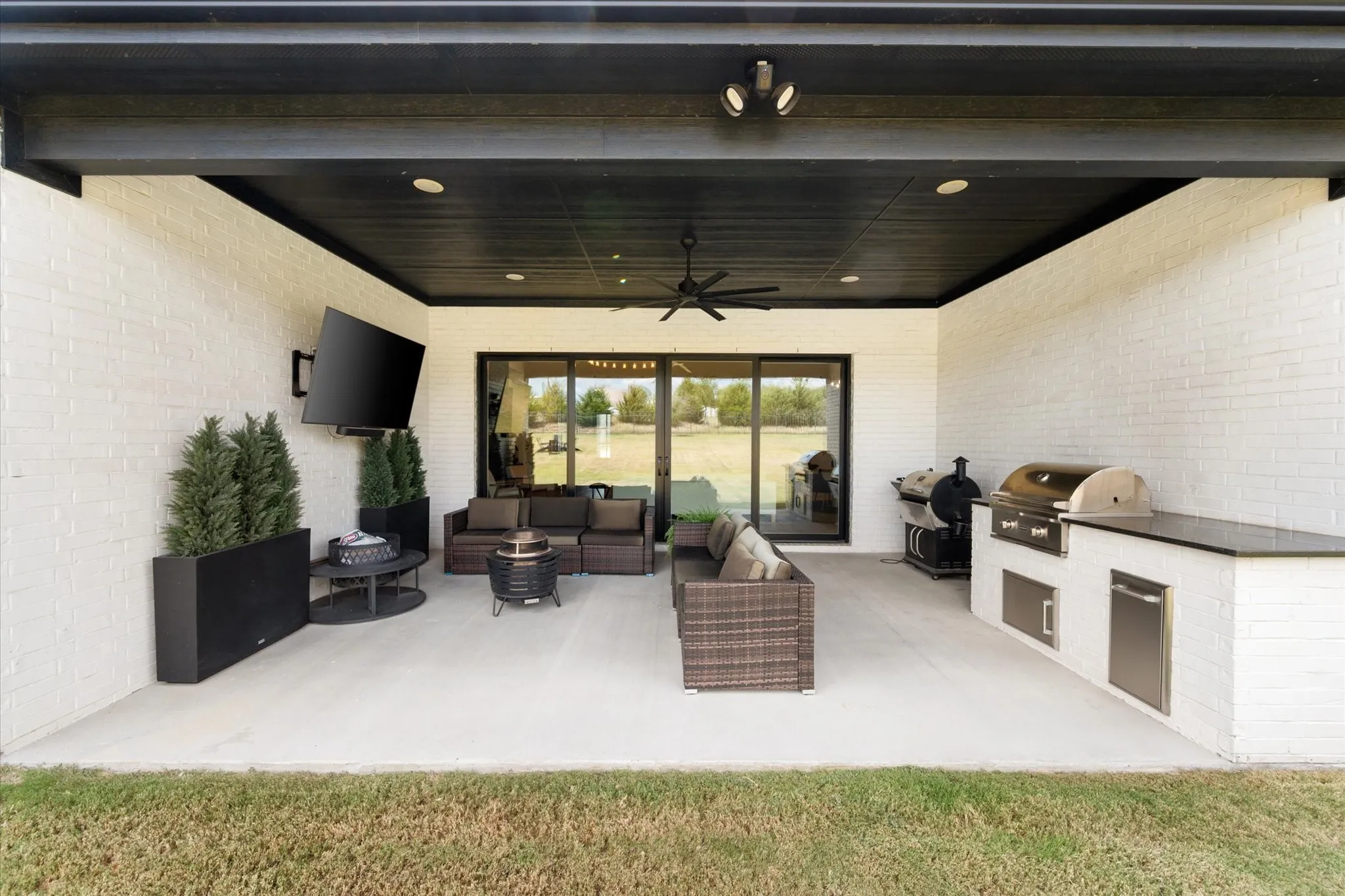 Single Family Residence For Sale in Tarrant County , 2109 Glenbrook Street, Haslet, Texas 76052, 4 Bedroom, 4 Bathroom, 3 Garage spaces, 3,696 Sqft, built in 2023, mls#21347230, Real Estate Agent in Haslet, Homes For Sale in Tarrant county, Homes For Sale in Haslet, Realtor in Haslet Texas, Real Estate Brokerage Independent Realty Texas, Luminita Cordes Realtor