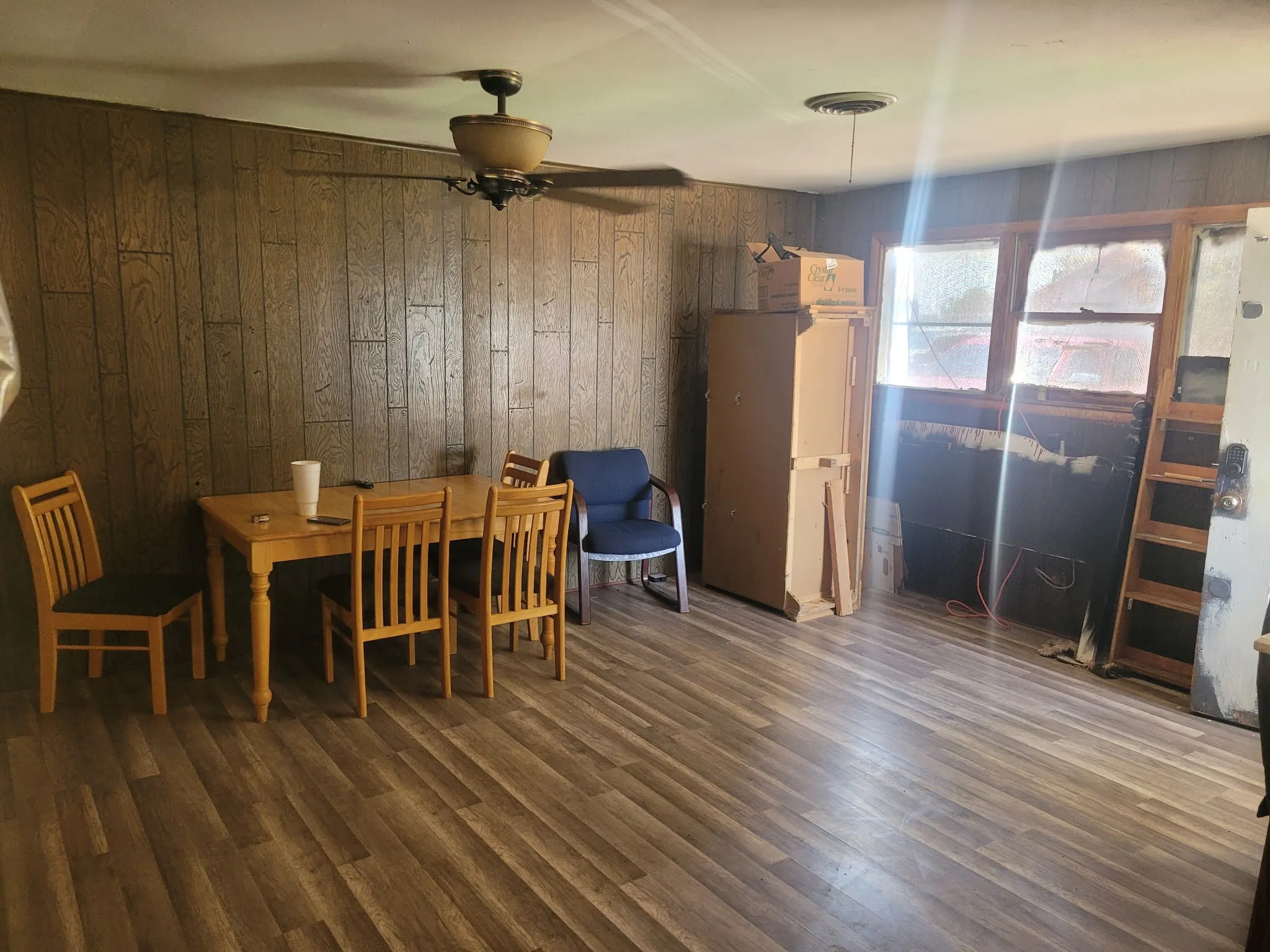 Single Family Residence For Sale in Hardeman County , 109 E 14th Street, Quanah, Texas 79252, 3 Bedroom, 2 Bathroom, 2 Garage spaces, 1,416 Sqft, built in 1962, mls#21356815, Real Estate Agent in Quanah, Homes For Sale in Hardeman county, Homes For Sale in Quanah, Realtor in Quanah Texas, Real Estate Brokerage Independent Realty Texas, Luminita Cordes Realtor