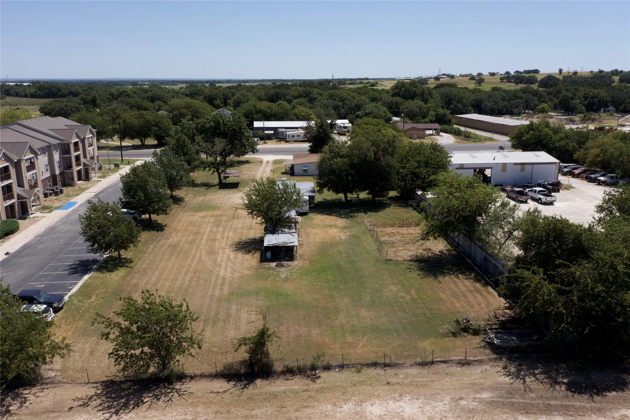 Single Family Residence For Sale in Comanche County , 1307 S Austin, Comanche, Texas 76442, 2 Bedroom, 2 Bathroom, Garage spaces, 1,136 Sqft, built in 1940, mls#21356816, Real Estate Agent in Comanche, Homes For Sale in Comanche county, Homes For Sale in Comanche, Realtor in Comanche Texas, Real Estate Brokerage Independent Realty Texas, Luminita Cordes Realtor