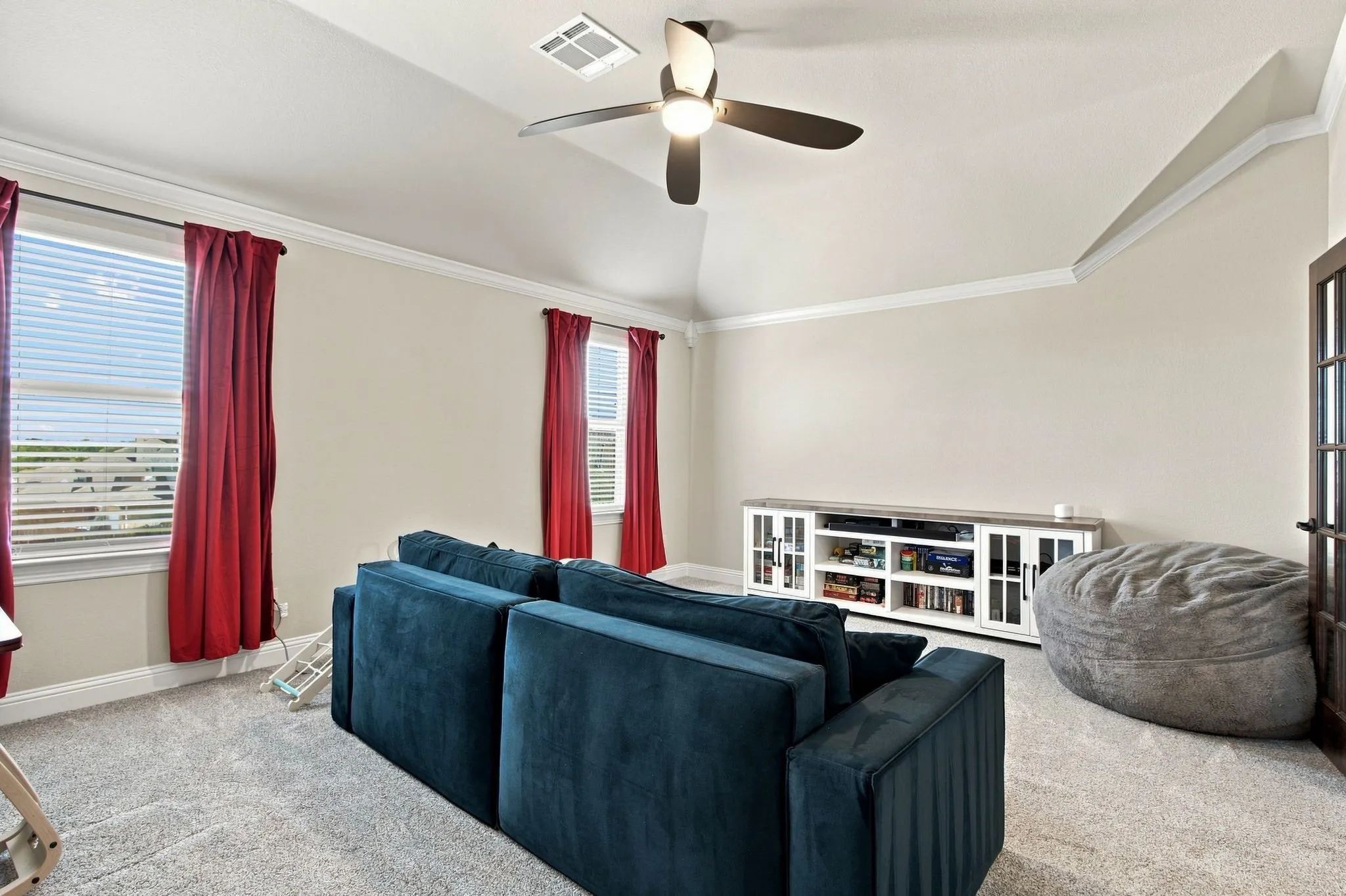 Game room upstairs view 2