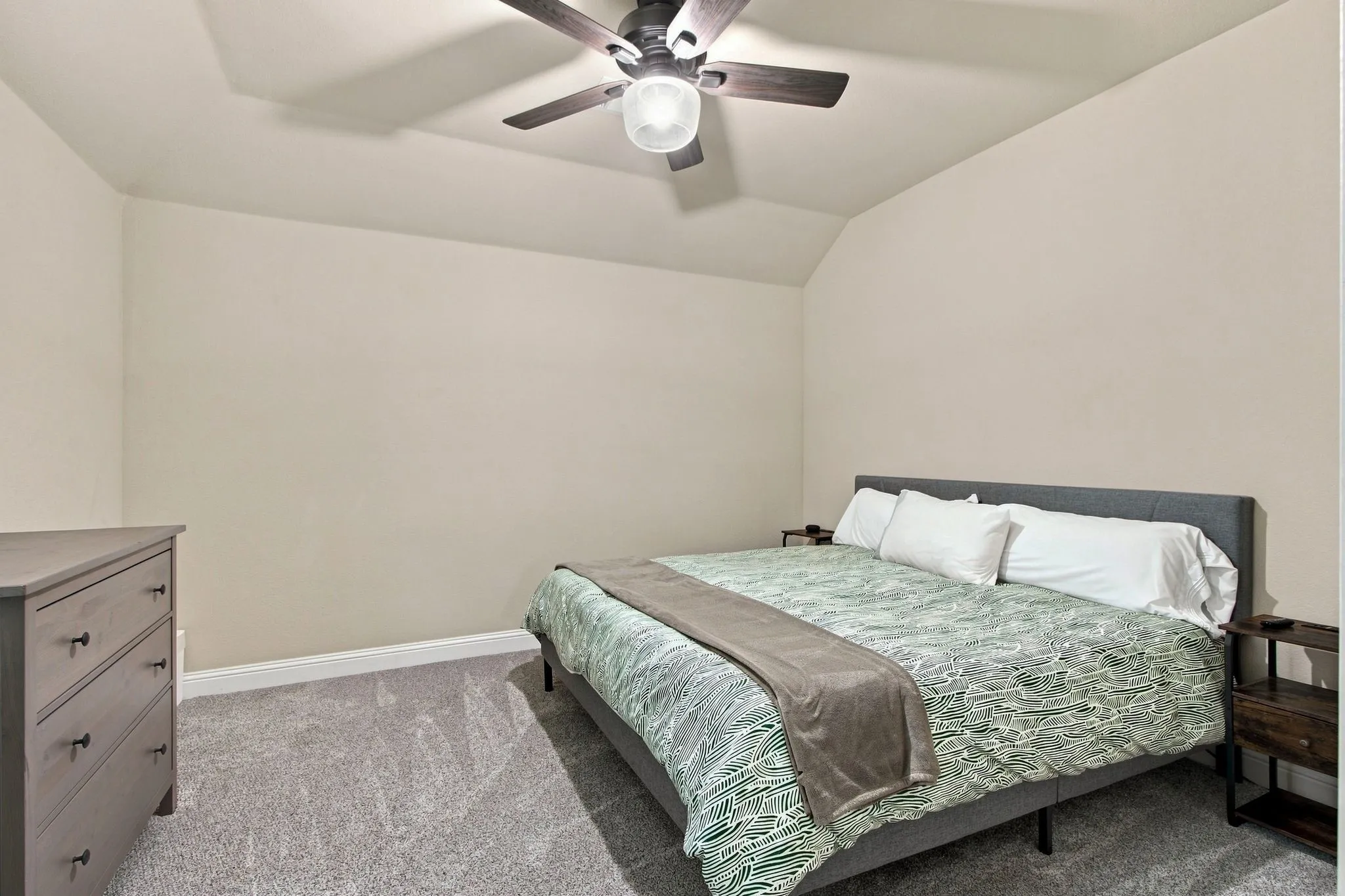 Guest bedroom 3 upstairs