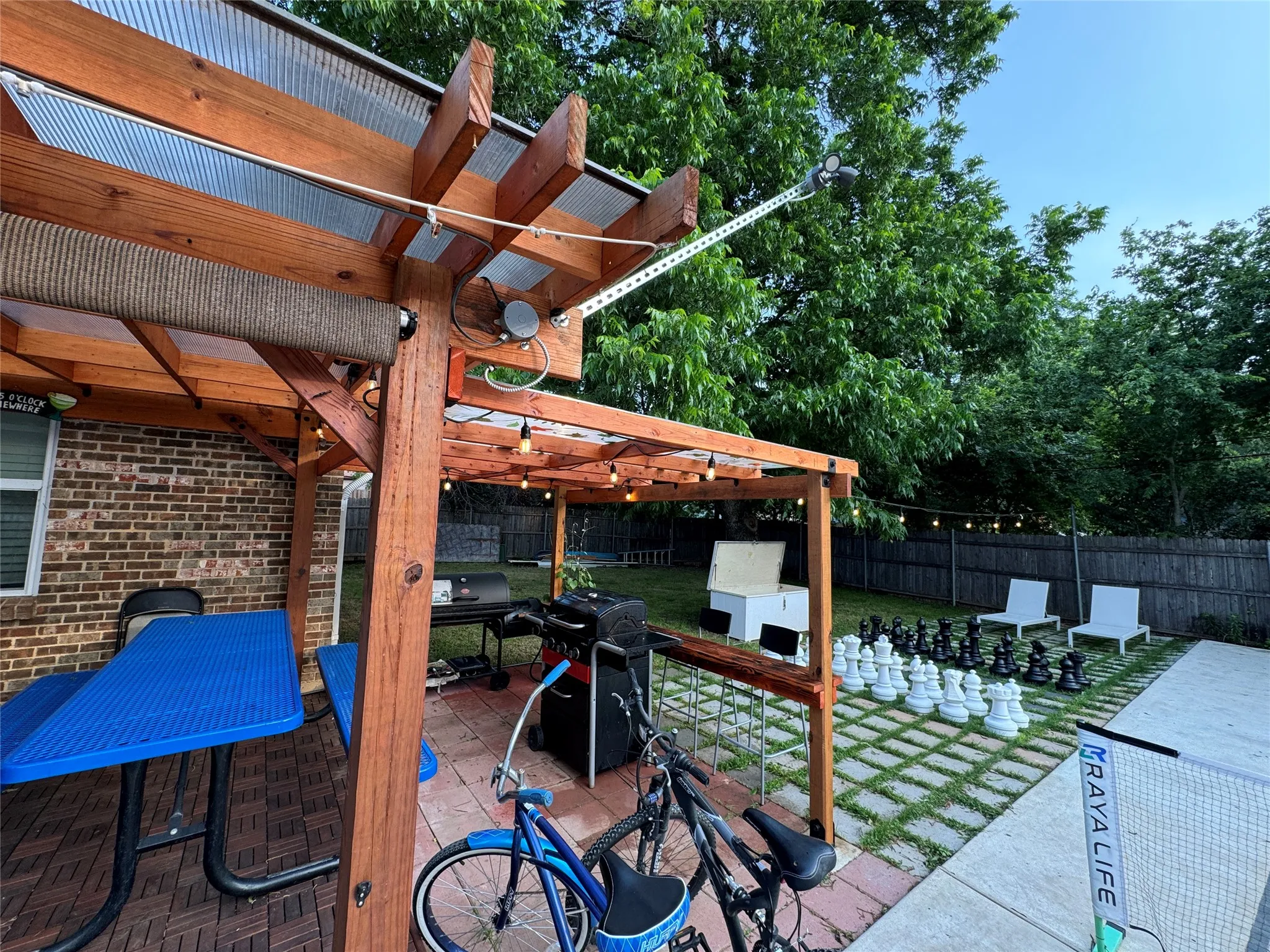 Single Family Residence For Rent in Tarrant County , 1224 S Center Street, Arlington, Texas 76010, 5 Bedroom, 4 Bathroom, Garage spaces, 1,951 Sqft, built in 1959, mls#21356849, Real Estate Agent in Arlington, Homes For Rent in Tarrant county, Homes For Rent in Arlington, Realtor in Arlington Texas, Real Estate Brokerage Independent Realty Texas, Luminita Cordes Realtor