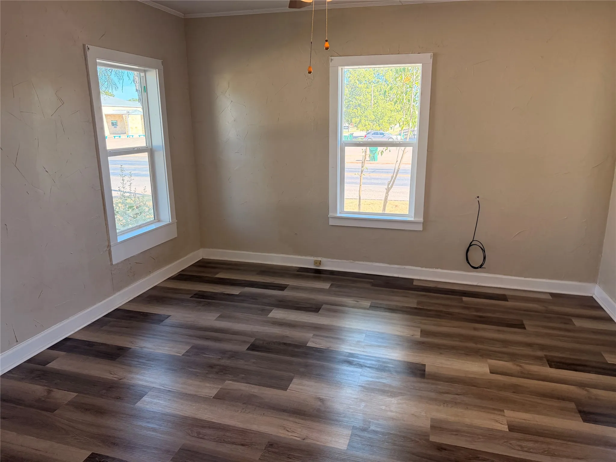 Single Family Residence For Sale in Eastland County , 712 W Main Street, Eastland, Texas 76448, 3 Bedroom, 2 Bathroom, 1 Garage spaces, 1,618 Sqft, built in 1936, Price $177,000, mls#21356803, Real Estate Agent in Eastland, Homes For Sale in Eastland county, Homes For Sale in Eastland, Realtor in Eastland Texas, Real Estate Brokerage Independent Realty Texas, Luminita Cordes Realtor