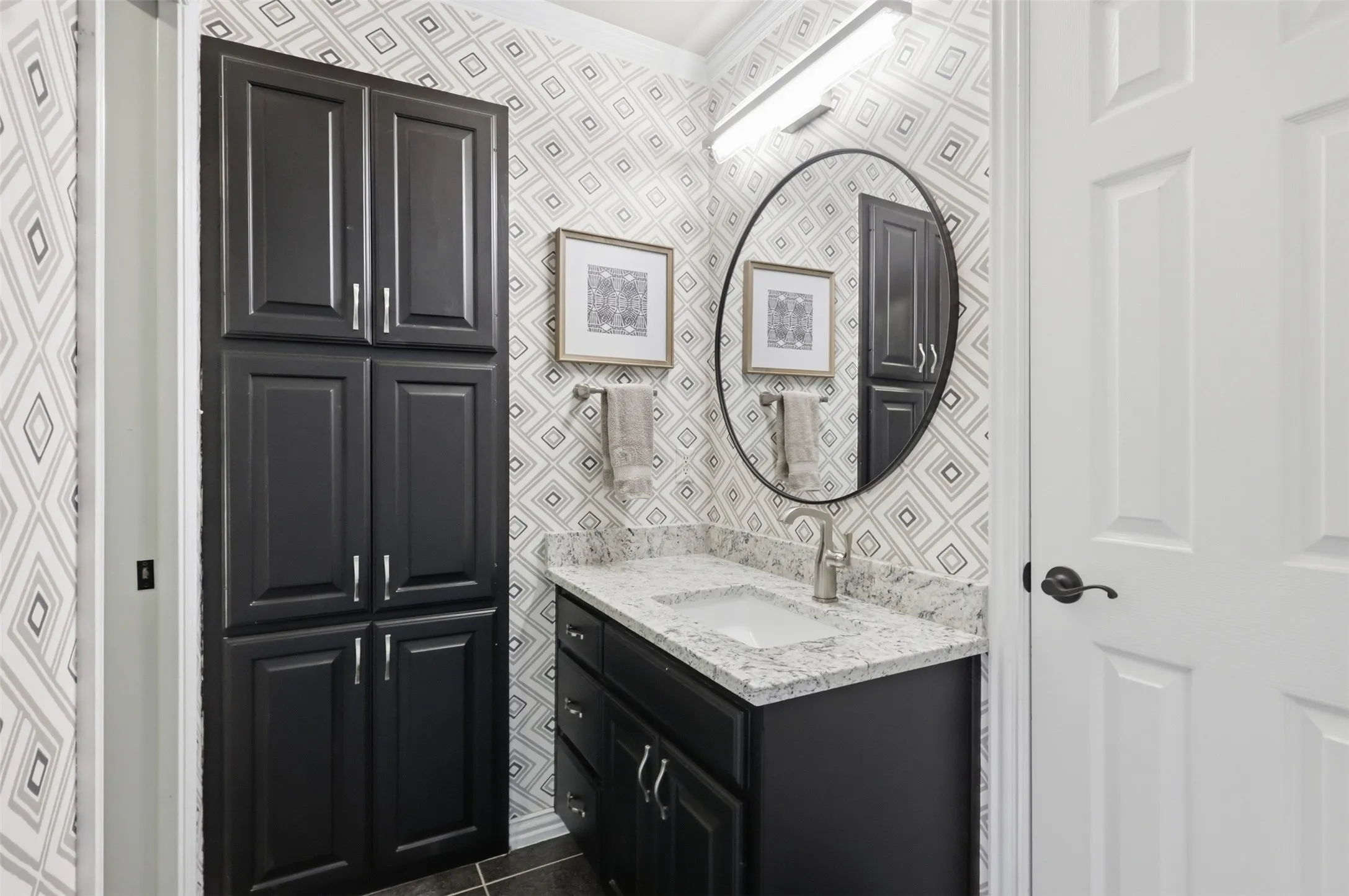 Single Family Residence For Sale in Denton County , 4005 Brooks Court, Highland Village, Texas 76226, 4 Bedroom, 3 Bathroom, 3 Garage spaces, 3,511 Sqft, built in 1996, mls#21349261, Real Estate Agent in Highland Village, Homes For Sale in Denton county, Homes For Sale in Highland Village, Realtor in Highland Village Texas, Real Estate Brokerage Independent Realty Texas, Luminita Cordes Realtor