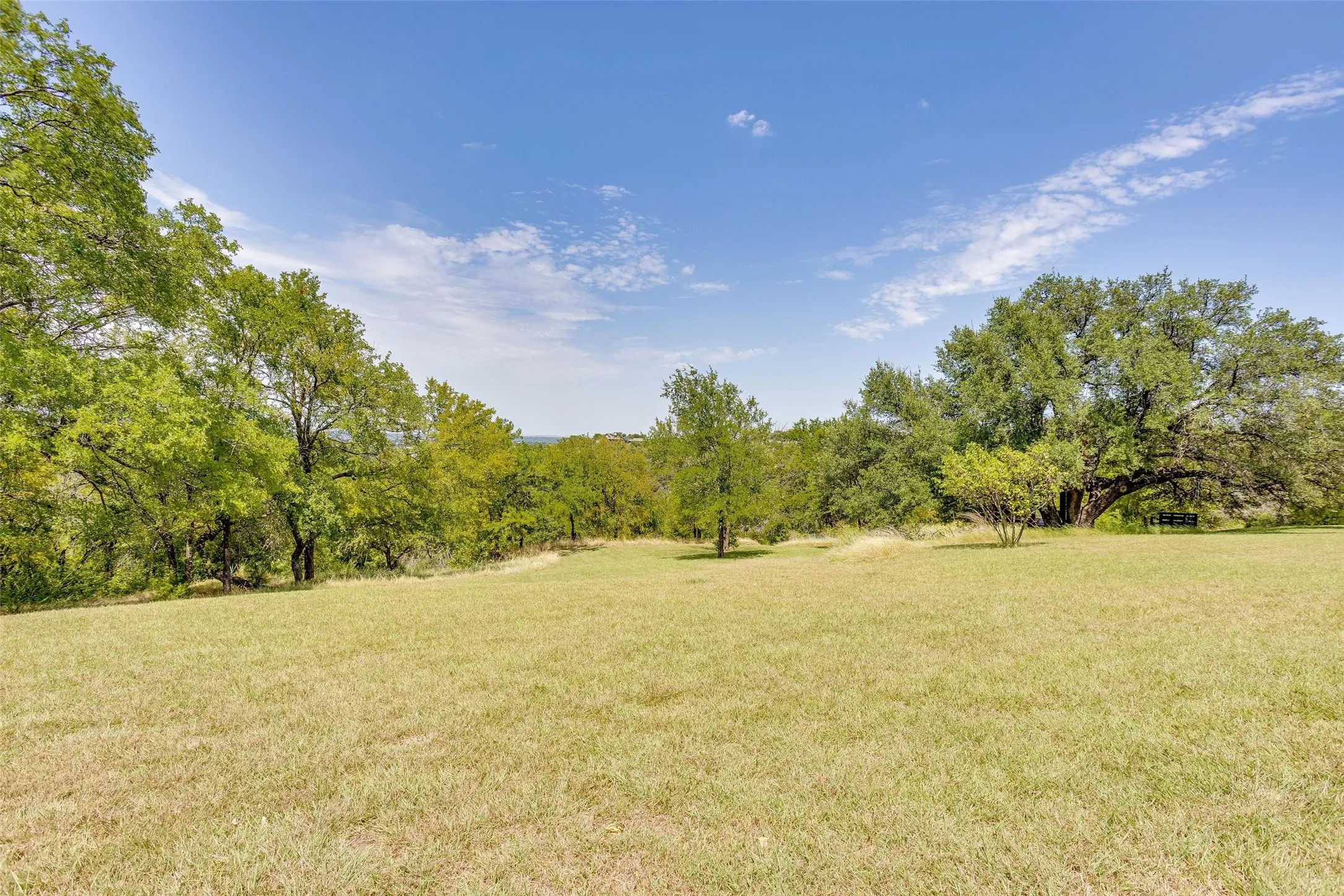 Single Family Residence For Sale in Parker County , 13800 Llano Drive, Weatherford, Texas 76087, 3 Bedroom, 2 Bathroom, 2 Garage spaces, 2,086 Sqft, built in 1920, mls#21337145, Real Estate Agent in Weatherford, Homes For Sale in Parker county, Homes For Sale in Weatherford, Realtor in Weatherford Texas, Real Estate Brokerage Independent Realty Texas, Luminita Cordes Realtor