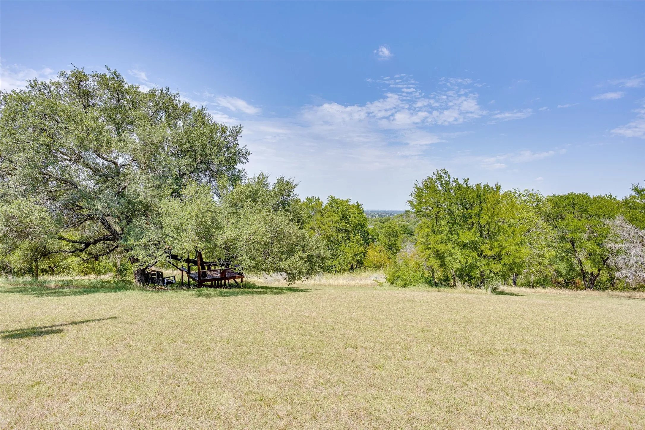 Single Family Residence For Sale in Parker County , 13800 Llano Drive, Weatherford, Texas 76087, 3 Bedroom, 2 Bathroom, 2 Garage spaces, 2,086 Sqft, built in 1920, mls#21337145, Real Estate Agent in Weatherford, Homes For Sale in Parker county, Homes For Sale in Weatherford, Realtor in Weatherford Texas, Real Estate Brokerage Independent Realty Texas, Luminita Cordes Realtor