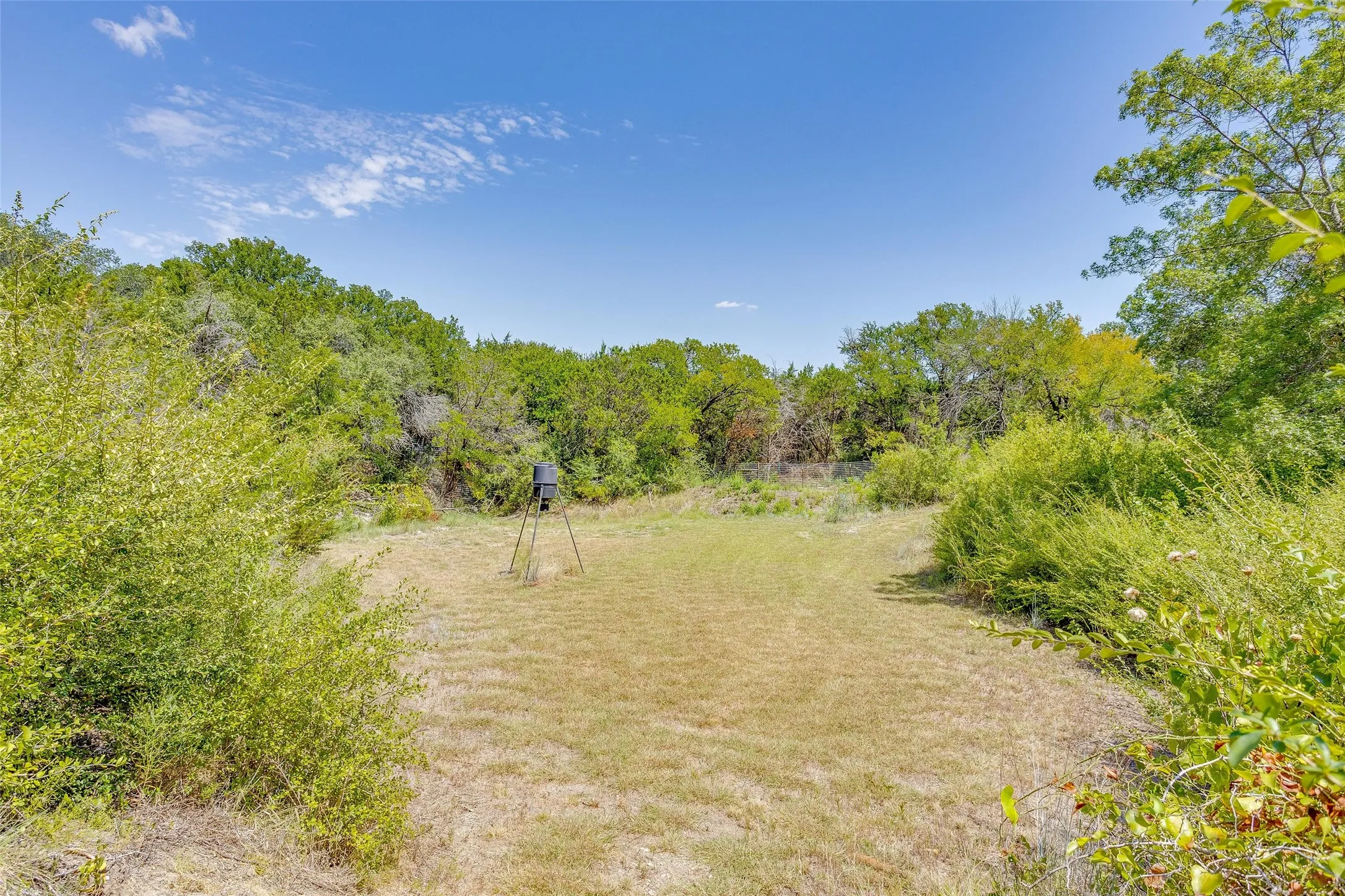 Single Family Residence For Sale in Parker County , 13800 Llano Drive, Weatherford, Texas 76087, 3 Bedroom, 2 Bathroom, 2 Garage spaces, 2,086 Sqft, built in 1920, mls#21337145, Real Estate Agent in Weatherford, Homes For Sale in Parker county, Homes For Sale in Weatherford, Realtor in Weatherford Texas, Real Estate Brokerage Independent Realty Texas, Luminita Cordes Realtor