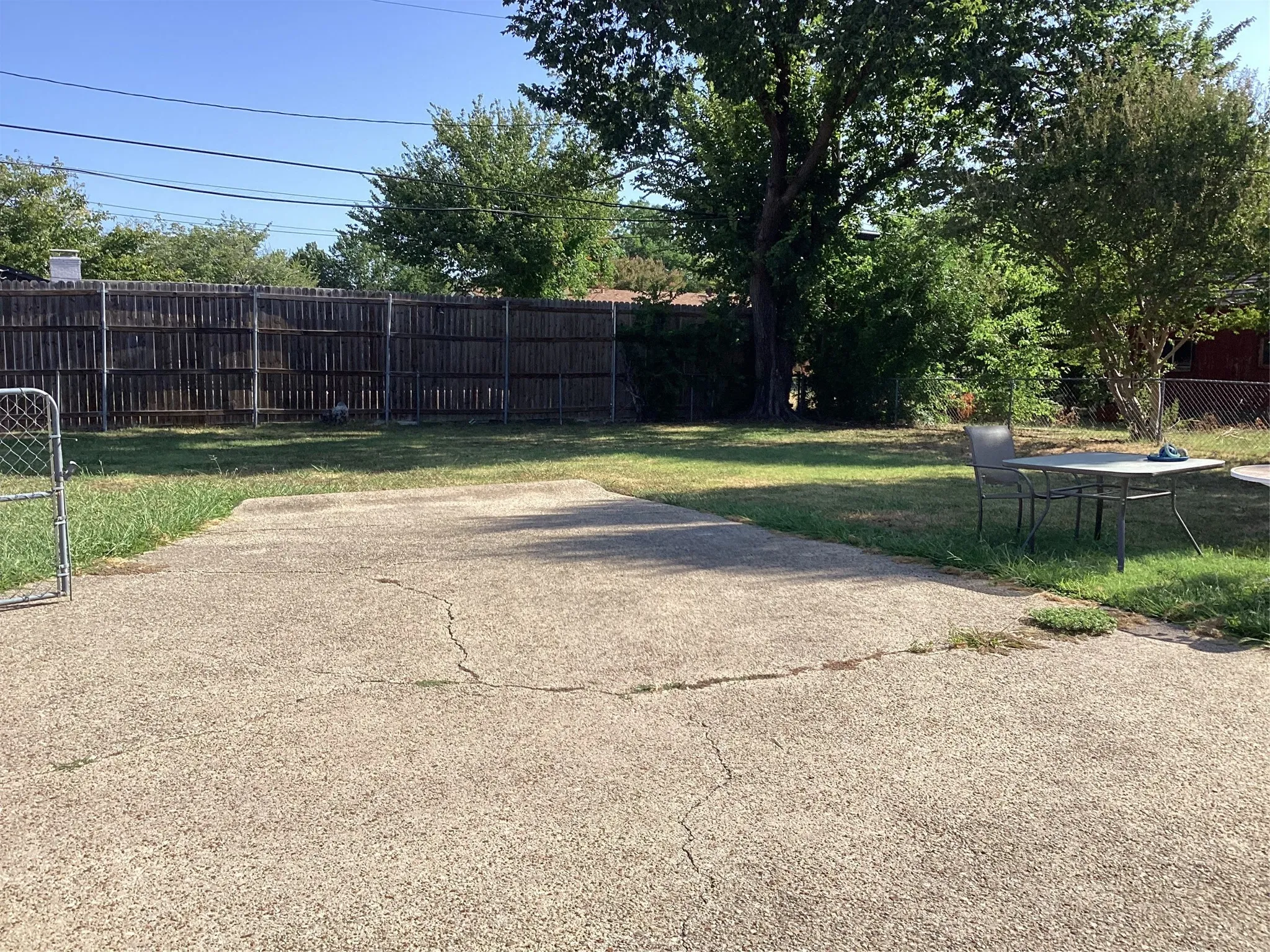 Single Family Residence For Rent in Tarrant County , 776 Ponderosa Drive, Hurst, Texas 76053, 3 Bedroom, 2 Bathroom, 2 Garage spaces, 1,100 Sqft, built in 1961, mls#21356605, Real Estate Agent in Hurst, Homes For Rent in Tarrant county, Homes For Rent in Hurst, Realtor in Hurst Texas, Real Estate Brokerage Independent Realty Texas, Luminita Cordes Realtor