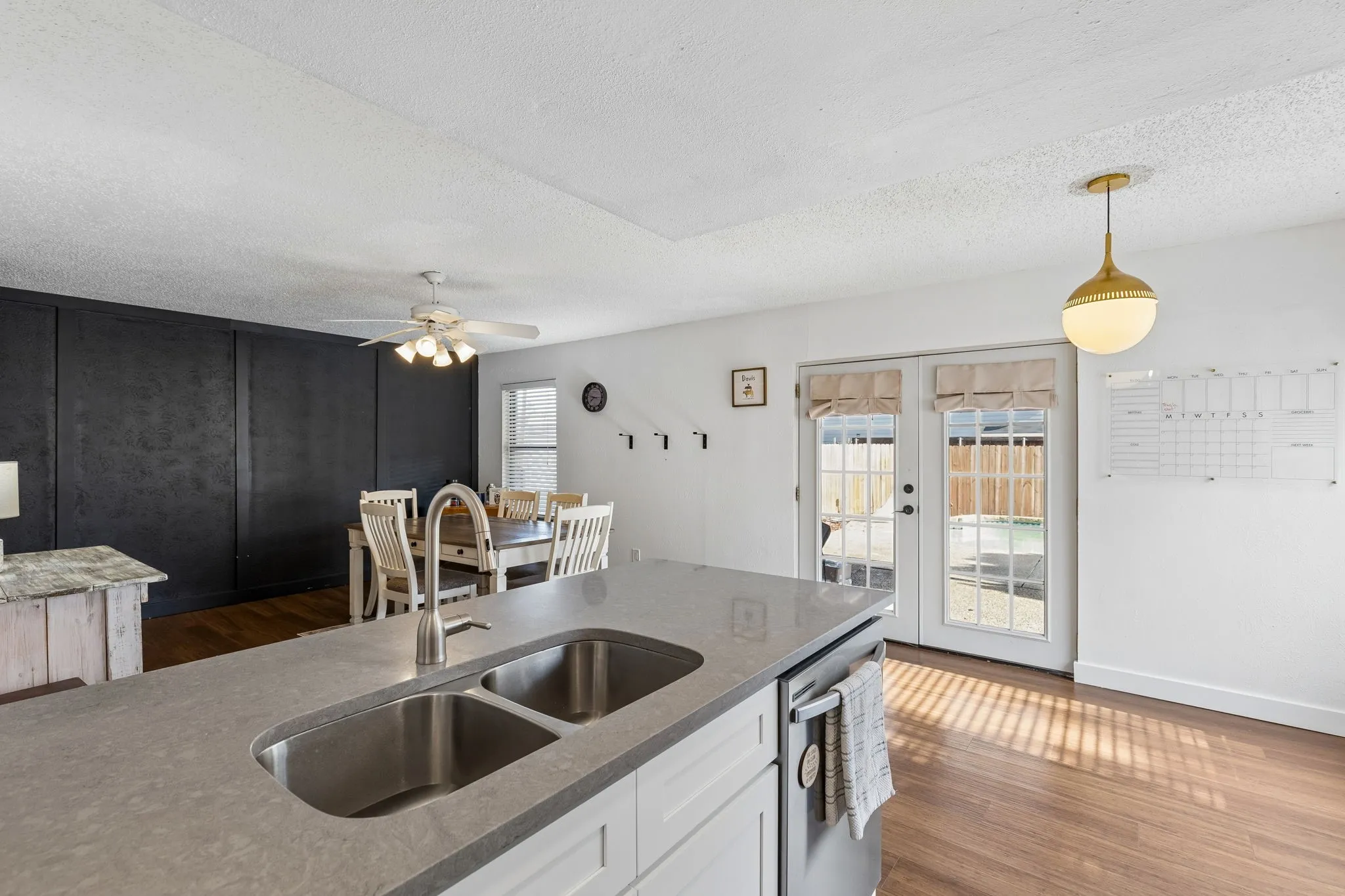 Single Family Residence For Sale in Dallas County , 3437 Castle Rock Lane, Garland, Texas 75044, 4 Bedroom, 3 Bathroom, 2 Garage spaces, 2,233 Sqft, built in 1974, mls#21355853, Real Estate Agent in Garland, Homes For Sale in Dallas county, Homes For Sale in Garland, Realtor in Garland Texas, Real Estate Brokerage Independent Realty Texas, Luminita Cordes Realtor