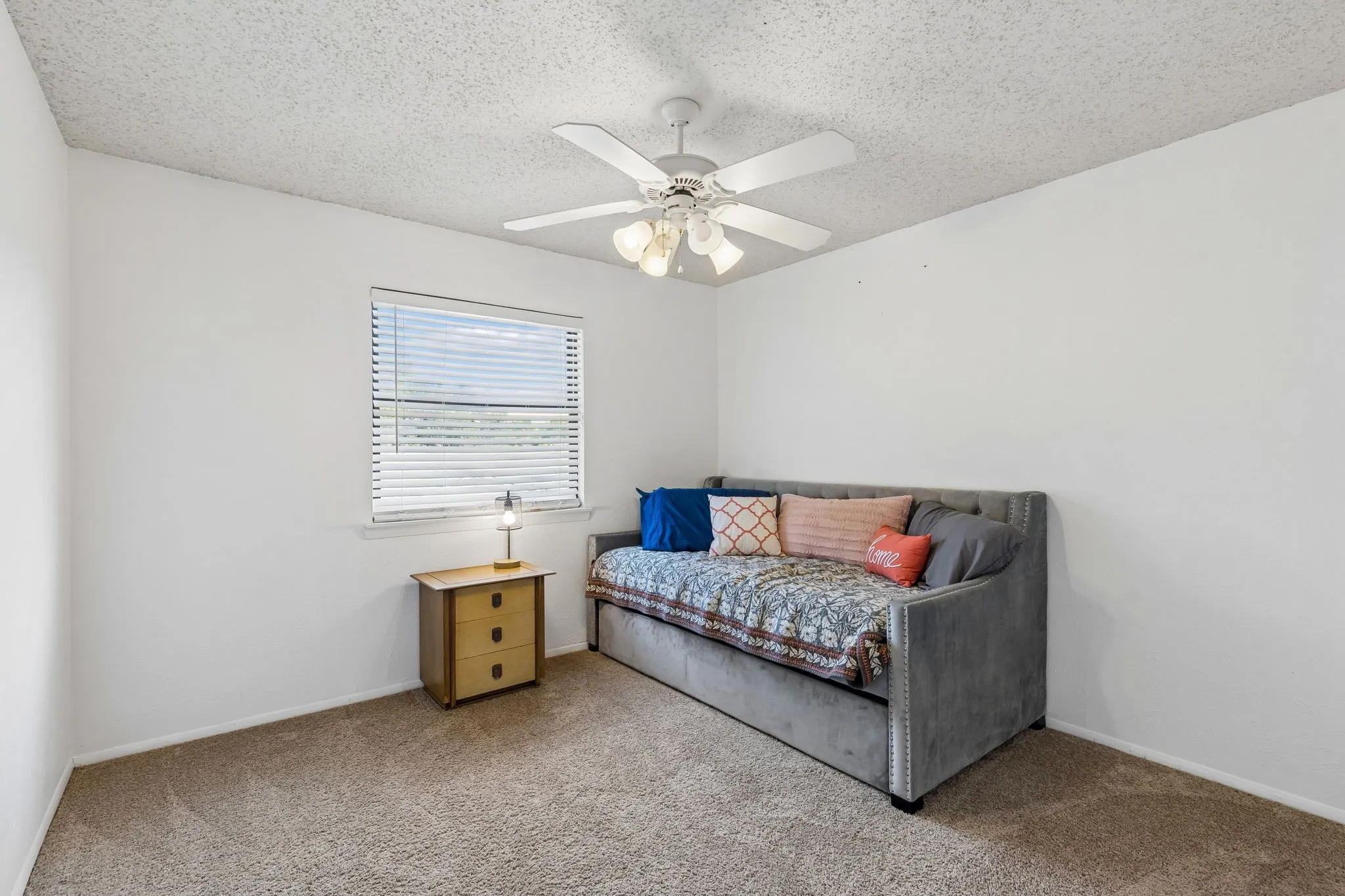 Single Family Residence For Sale in Dallas County , 3437 Castle Rock Lane, Garland, Texas 75044, 4 Bedroom, 3 Bathroom, 2 Garage spaces, 2,233 Sqft, built in 1974, mls#21355853, Real Estate Agent in Garland, Homes For Sale in Dallas county, Homes For Sale in Garland, Realtor in Garland Texas, Real Estate Brokerage Independent Realty Texas, Luminita Cordes Realtor
