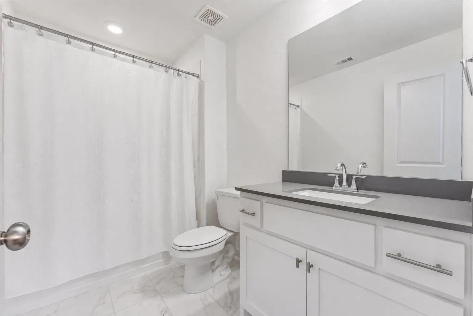 Townhouse For Sale in Tarrant County , 5103 Community Street, Haltom City, Texas 76117, 3 Bedroom, 3 Bathroom, 2 Garage spaces, 1,816 Sqft, built in 2023, mls#21356872, Real Estate Agent in Haltom City, Homes For Sale in Tarrant county, Homes For Sale in Haltom City, Realtor in Haltom City Texas, Real Estate Brokerage Independent Realty Texas, Luminita Cordes Realtor