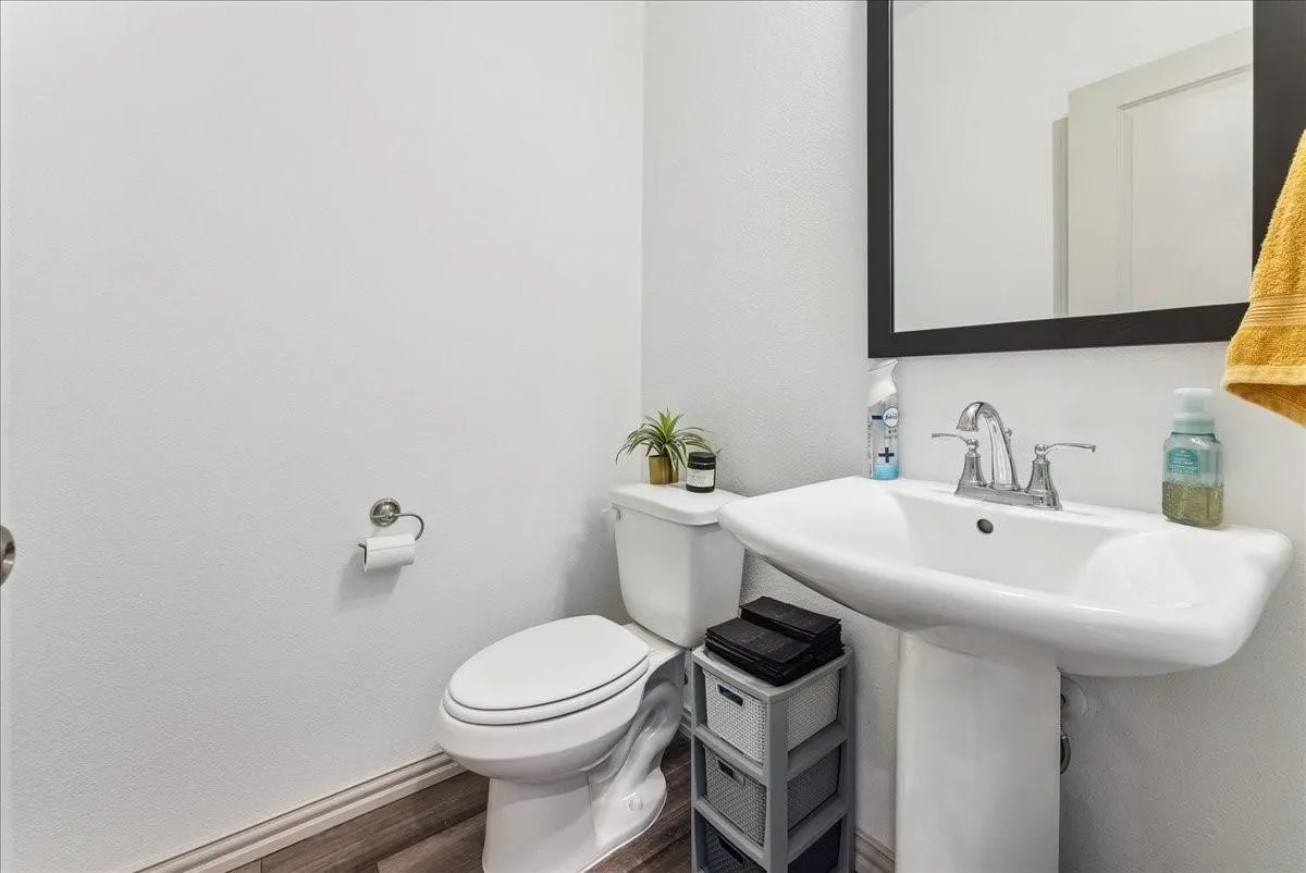 Townhouse For Sale in Tarrant County , 5103 Community Street, Haltom City, Texas 76117, 3 Bedroom, 3 Bathroom, 2 Garage spaces, 1,816 Sqft, built in 2023, mls#21356872, Real Estate Agent in Haltom City, Homes For Sale in Tarrant county, Homes For Sale in Haltom City, Realtor in Haltom City Texas, Real Estate Brokerage Independent Realty Texas, Luminita Cordes Realtor