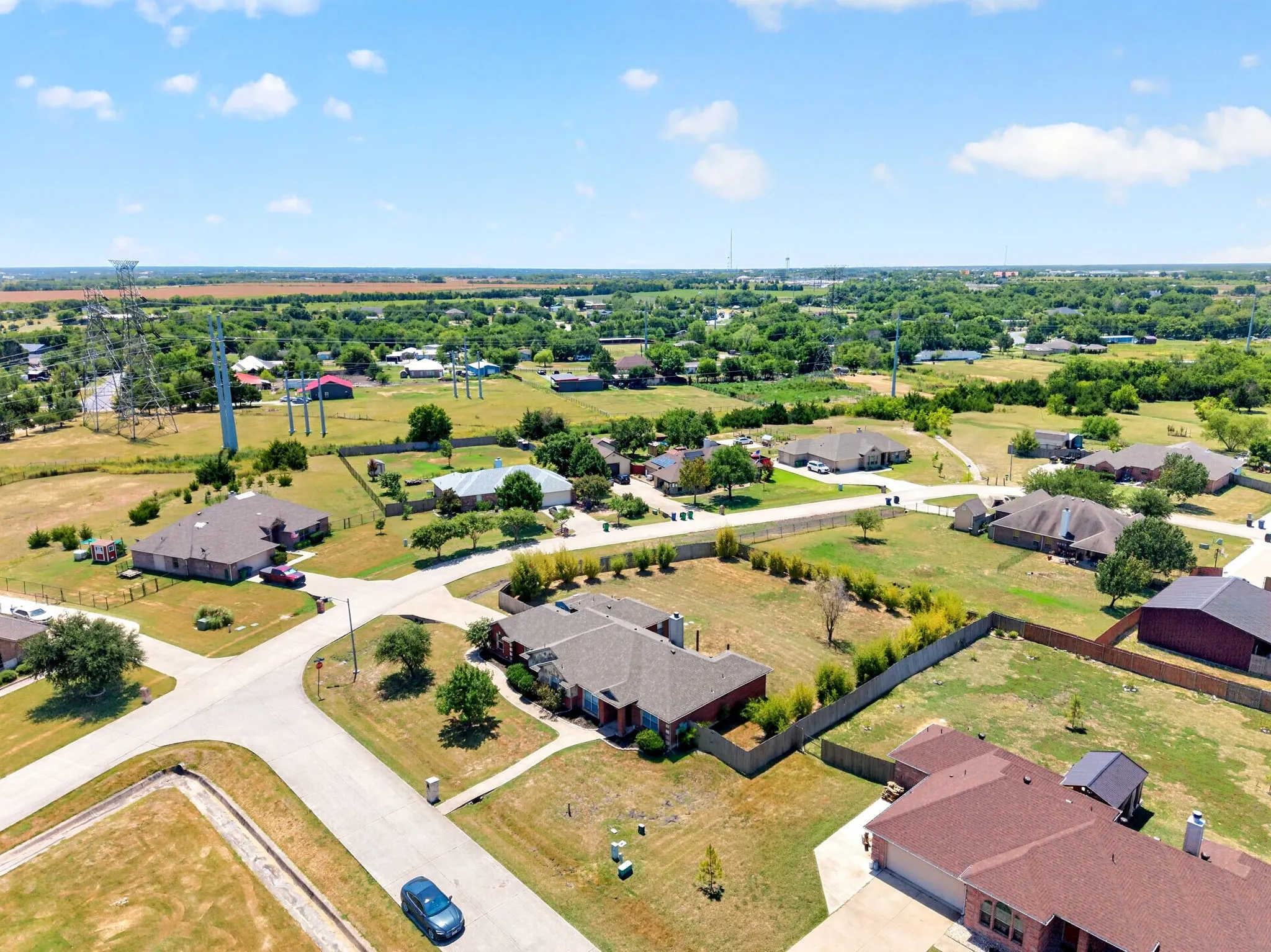 Single Family Residence For Sale in Rockwall County , 118 Haley Drive, Fate, Texas 75189, 3 Bedroom, 3 Bathroom, 2 Garage spaces, 2,214 Sqft, built in 2006, mls#21356732, Real Estate Agent in Fate, Homes For Sale in Rockwall county, Homes For Sale in Fate, Realtor in Fate Texas, Real Estate Brokerage Independent Realty Texas, Luminita Cordes Realtor