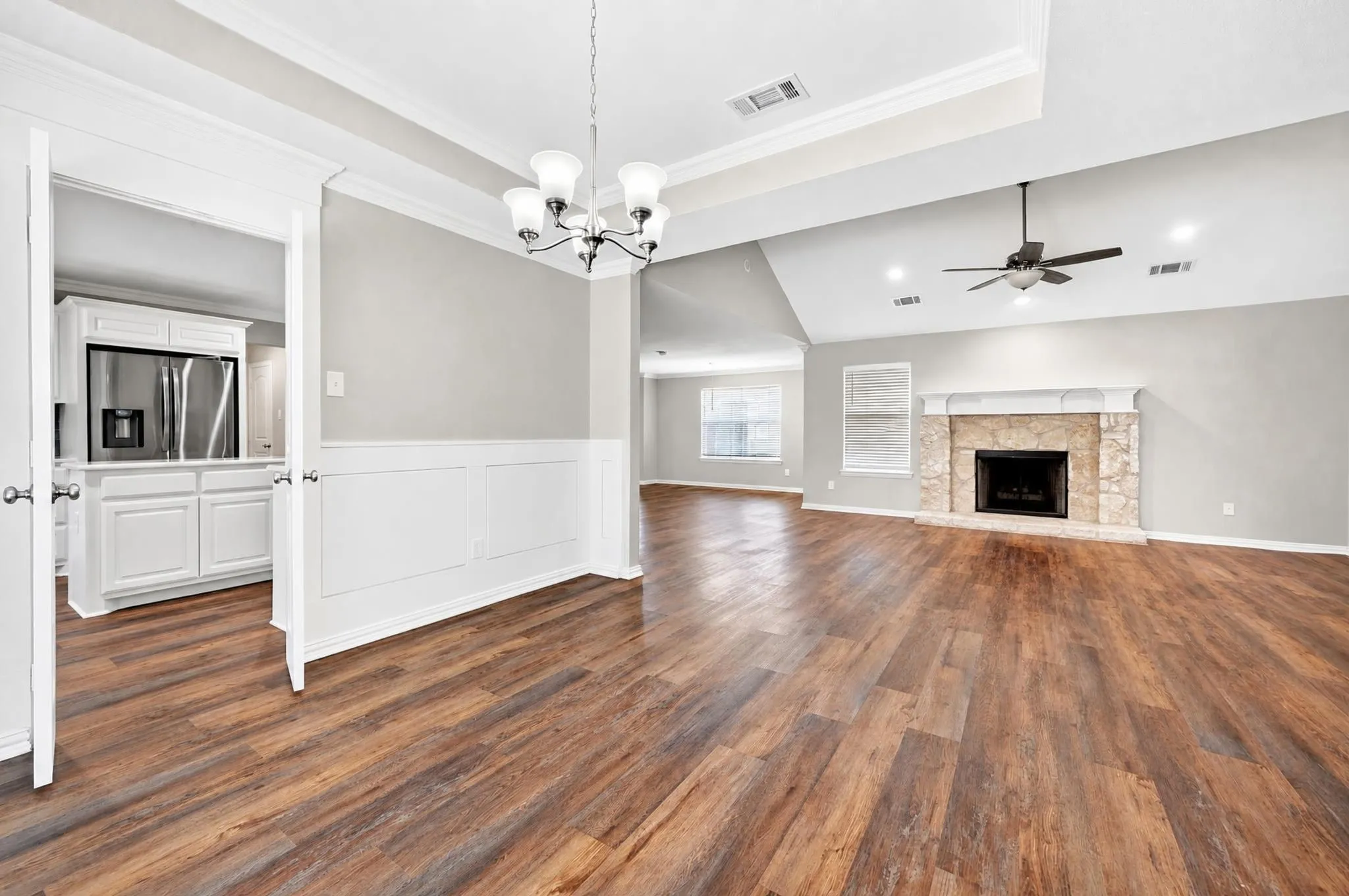 Single Family Residence For Sale in Rockwall County , 118 Haley Drive, Fate, Texas 75189, 3 Bedroom, 3 Bathroom, 2 Garage spaces, 2,214 Sqft, built in 2006, mls#21356732, Real Estate Agent in Fate, Homes For Sale in Rockwall county, Homes For Sale in Fate, Realtor in Fate Texas, Real Estate Brokerage Independent Realty Texas, Luminita Cordes Realtor