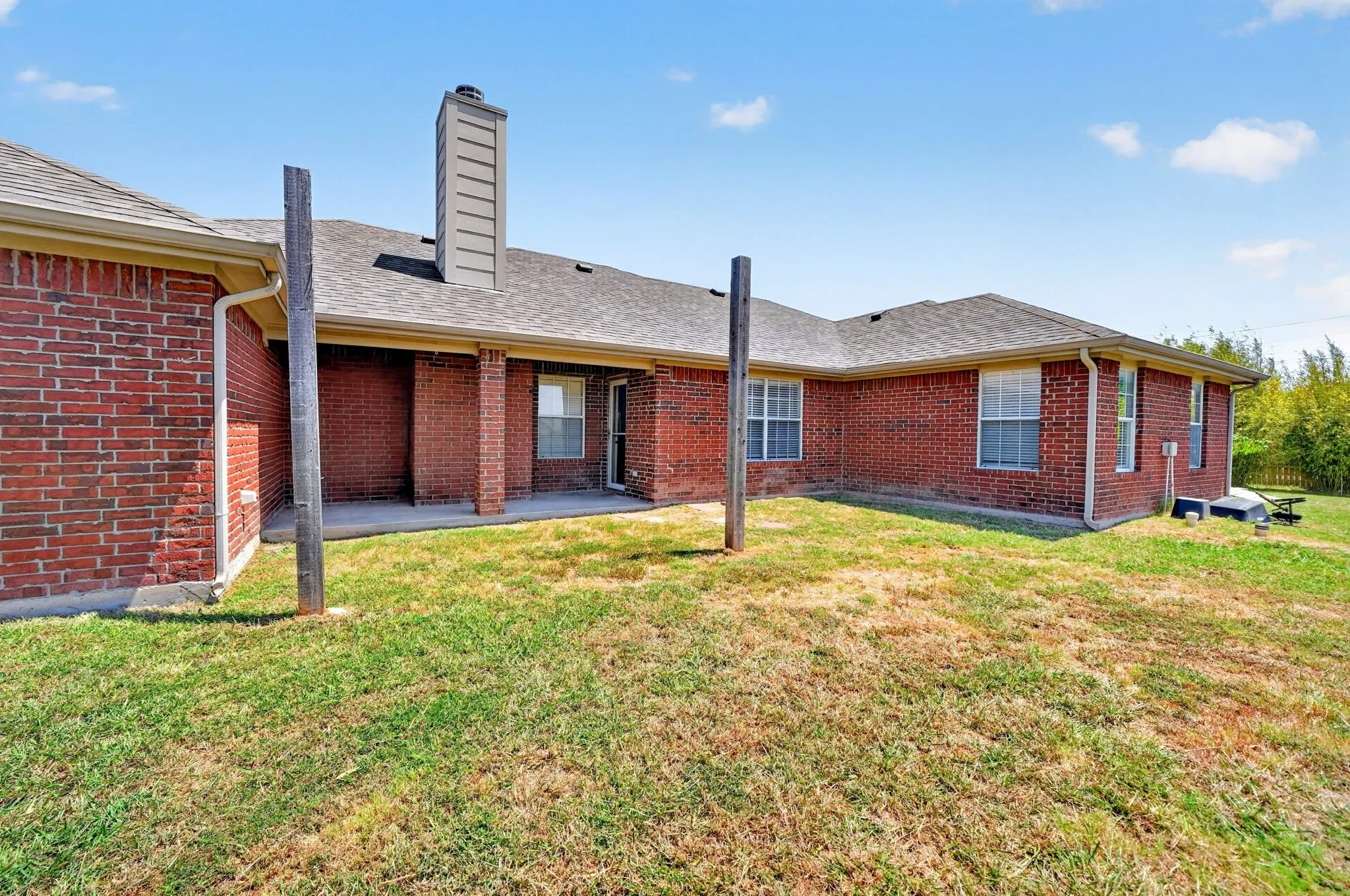 Single Family Residence For Sale in Rockwall County , 118 Haley Drive, Fate, Texas 75189, 3 Bedroom, 3 Bathroom, 2 Garage spaces, 2,214 Sqft, built in 2006, mls#21356732, Real Estate Agent in Fate, Homes For Sale in Rockwall county, Homes For Sale in Fate, Realtor in Fate Texas, Real Estate Brokerage Independent Realty Texas, Luminita Cordes Realtor