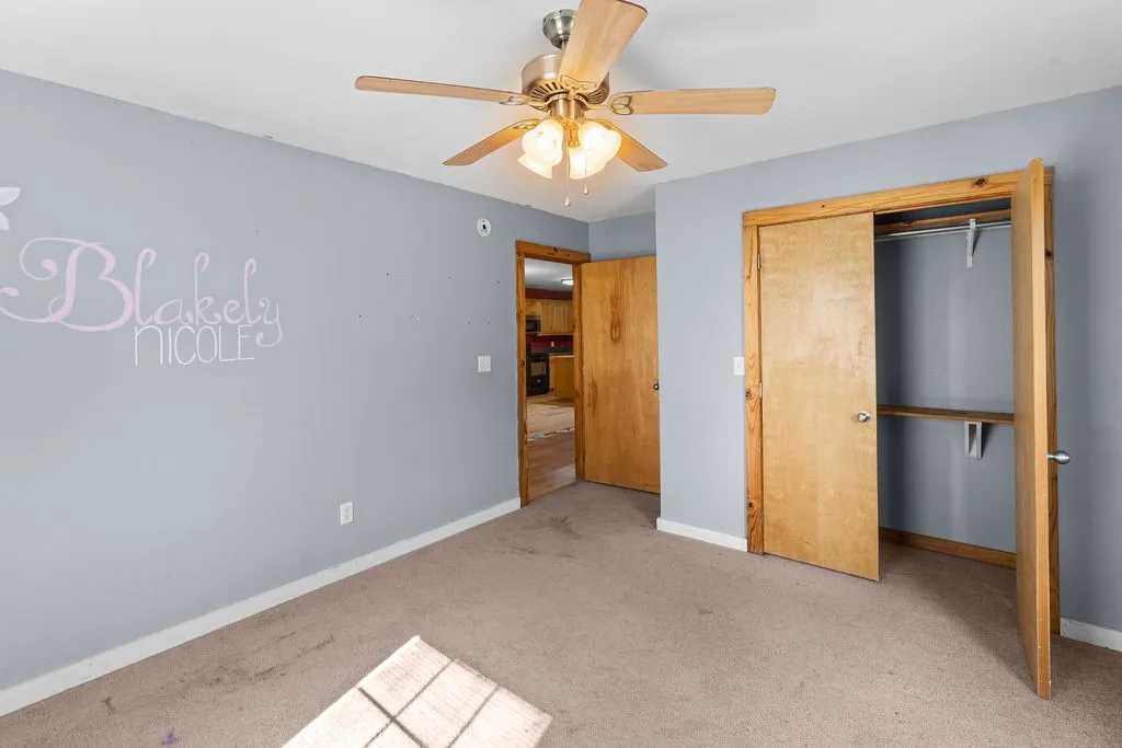 Single Family Residence For Sale in Hopkins County , 2750 County Road 4772, Sulphur Springs, Texas 75482, 4 Bedroom, 2 Bathroom, Garage spaces, 1,984 Sqft, built in 1984, mls#21356633, Real Estate Agent in Sulphur Springs, Homes For Sale in Hopkins county, Homes For Sale in Sulphur Springs, Realtor in Sulphur Springs Texas, Real Estate Brokerage Independent Realty Texas, Luminita Cordes Realtor