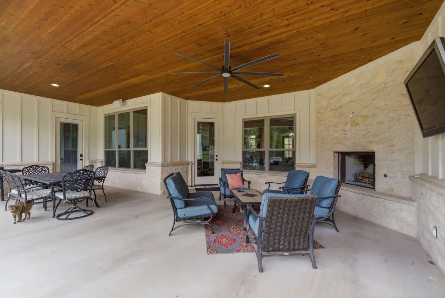 Single Family Residence For Sale in Parker County , 1012 Cheyenne Road, Poolville, Texas 76487, 5 Bedroom, 7 Bathroom, 2 Garage spaces, 4,163 Sqft, built in 2022, Price $1,450,000, mls#21356891, Real Estate Agent in Poolville, Homes For Sale in Parker county, Homes For Sale in Poolville, Realtor in Poolville Texas, Real Estate Brokerage Independent Realty Texas, Luminita Cordes Realtor