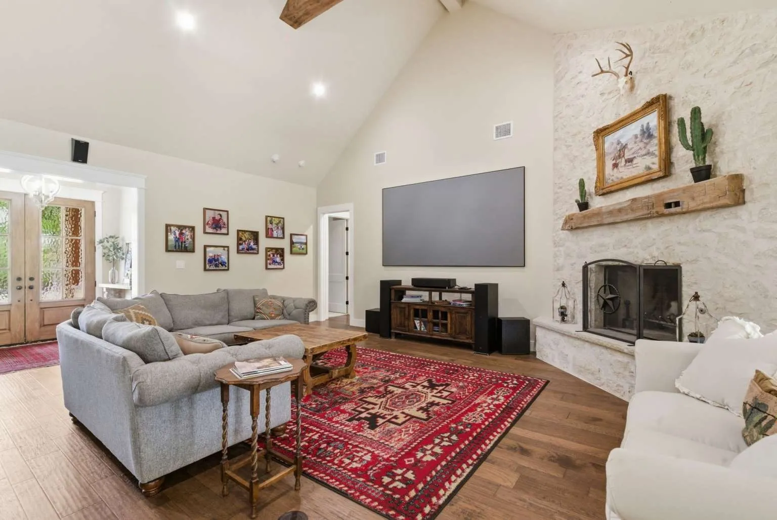 Single Family Residence For Sale in Parker County , 1012 Cheyenne Road, Poolville, Texas 76487, 5 Bedroom, 7 Bathroom, 2 Garage spaces, 4,163 Sqft, built in 2022, Price $1,450,000, mls#21356891, Real Estate Agent in Poolville, Homes For Sale in Parker county, Homes For Sale in Poolville, Realtor in Poolville Texas, Real Estate Brokerage Independent Realty Texas, Luminita Cordes Realtor