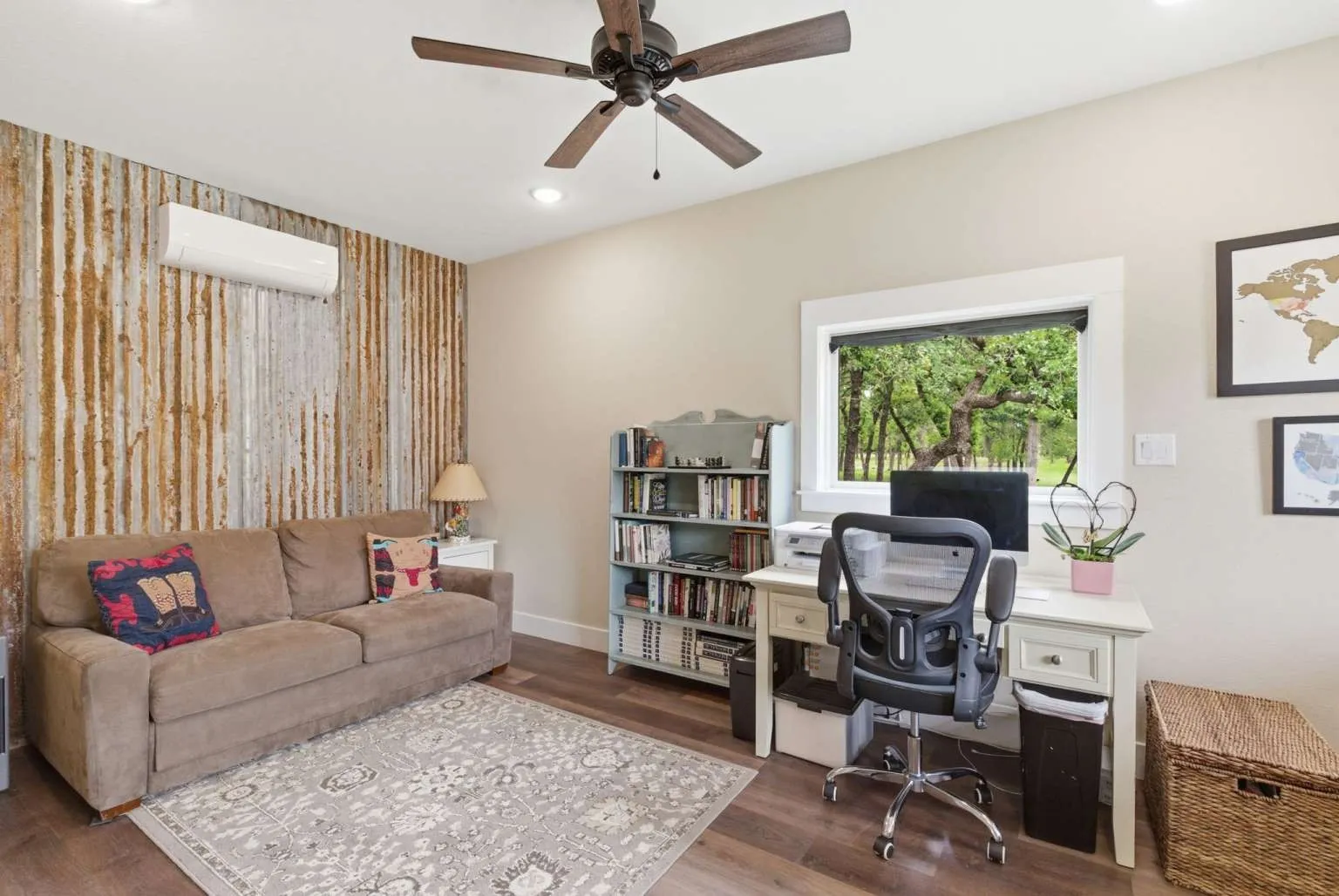 Single Family Residence For Sale in Parker County , 1012 Cheyenne Road, Poolville, Texas 76487, 5 Bedroom, 7 Bathroom, 2 Garage spaces, 4,163 Sqft, built in 2022, Price $1,450,000, mls#21356891, Real Estate Agent in Poolville, Homes For Sale in Parker county, Homes For Sale in Poolville, Realtor in Poolville Texas, Real Estate Brokerage Independent Realty Texas, Luminita Cordes Realtor