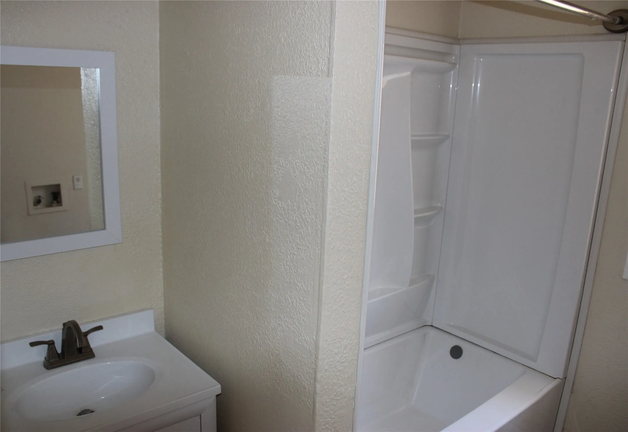 Single Family Residence For Sale in Mc Lennan County , 2722 Mildred Street, Waco, Texas 76706, 4 Bedroom, 1 Bathroom, Garage spaces, 1,040 Sqft, built in 1996, mls#21356682, Real Estate Agent in Waco, Homes For Sale in Mc Lennan county, Homes For Sale in Waco, Realtor in Waco Texas, Real Estate Brokerage Independent Realty Texas, Luminita Cordes Realtor