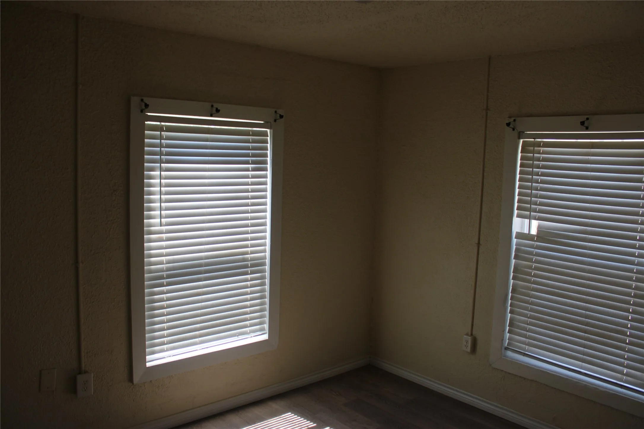 Single Family Residence For Sale in Mc Lennan County , 2722 Mildred Street, Waco, Texas 76706, 4 Bedroom, 1 Bathroom, Garage spaces, 1,040 Sqft, built in 1996, mls#21356682, Real Estate Agent in Waco, Homes For Sale in Mc Lennan county, Homes For Sale in Waco, Realtor in Waco Texas, Real Estate Brokerage Independent Realty Texas, Luminita Cordes Realtor