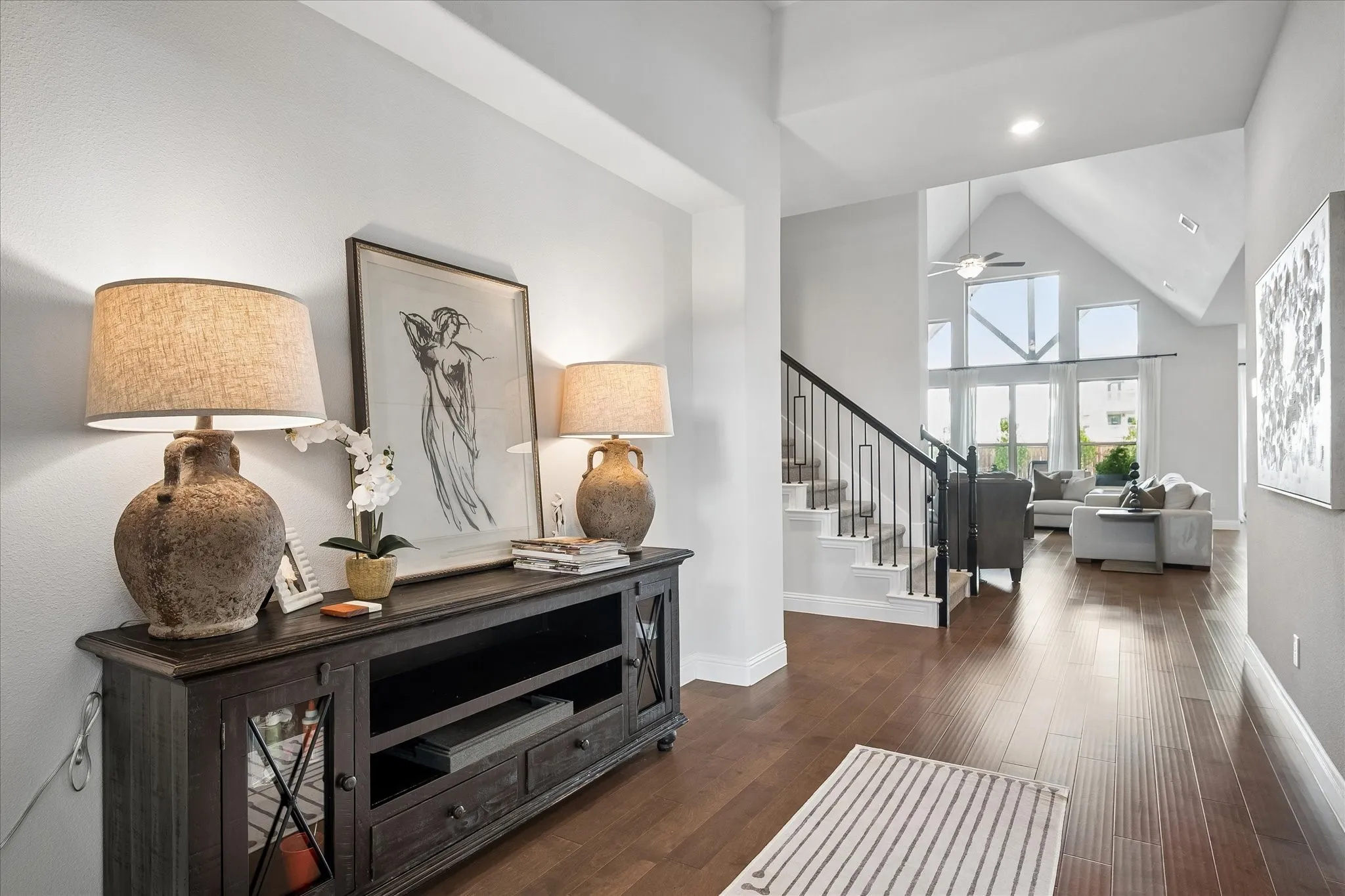 Welcoming, spacious entry.