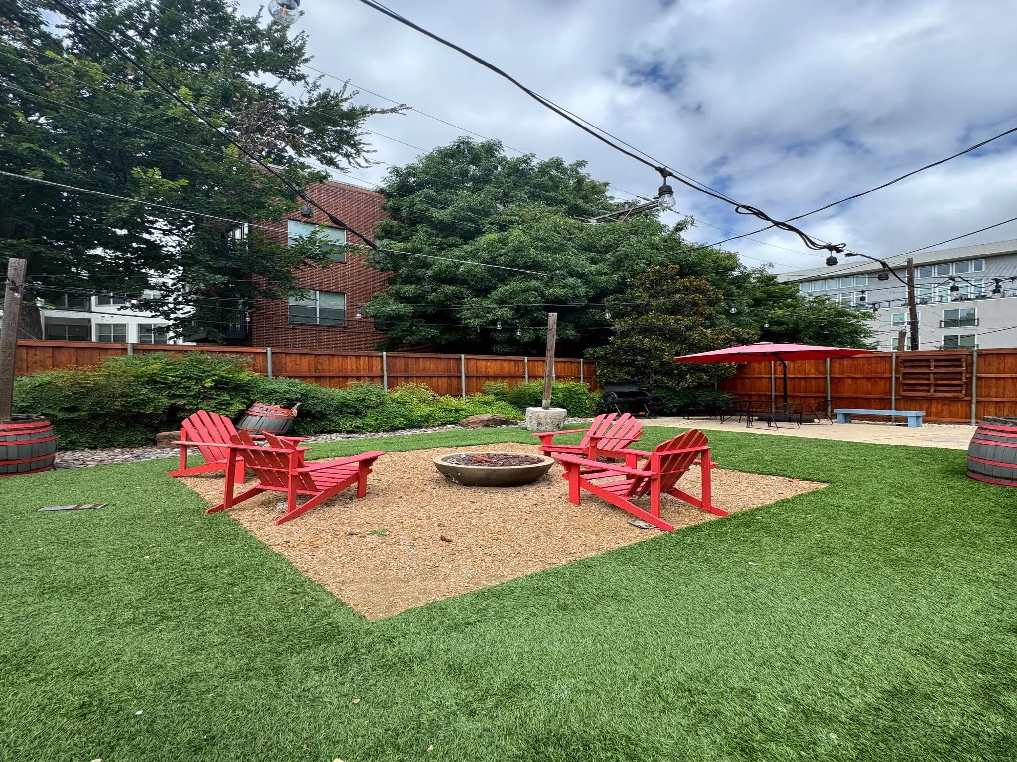 Condominium For Rent in Dallas County , 4335 Cedar Springs Road 107, Dallas, Texas 75219, 1 Bedroom, 1 Bathroom, Garage spaces, 625 Sqft, built in 1966, Price $950, mls#21356919, Real Estate Agent in Dallas, Homes For Rent in Dallas county, Homes For Rent in Dallas, Realtor in Dallas Texas, Real Estate Brokerage Independent Realty Texas, Luminita Cordes Realtor
