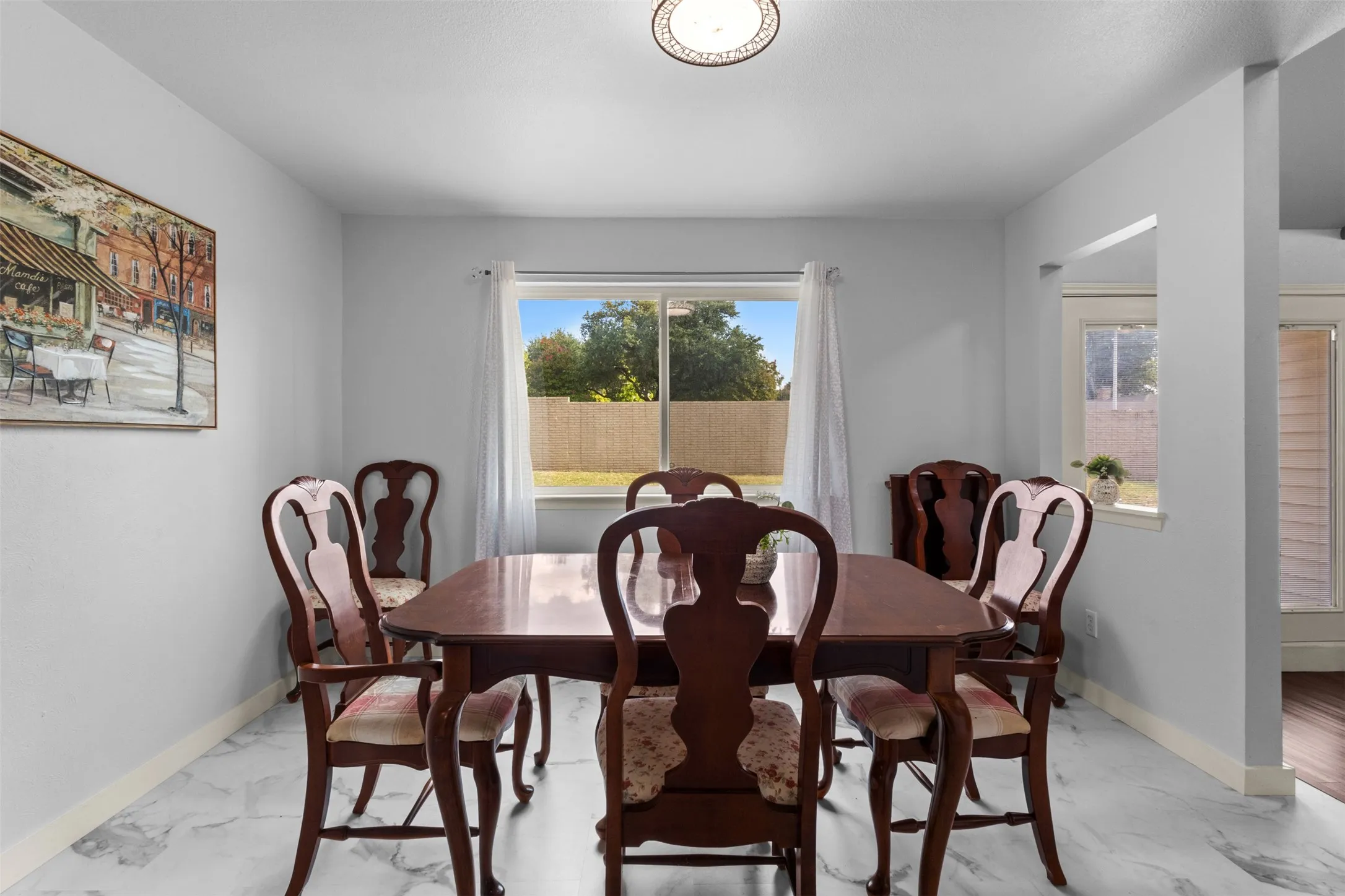 Single Family Residence For Sale in Dallas County , 1007 Elk Grove Drive, Richardson, Texas 75081, 3 Bedroom, 2 Bathroom, 2 Garage spaces, 1,695 Sqft, built in 1980, mls#21355645, Real Estate Agent in Richardson, Homes For Sale in Dallas county, Homes For Sale in Richardson, Realtor in Richardson Texas, Real Estate Brokerage Independent Realty Texas, Luminita Cordes Realtor