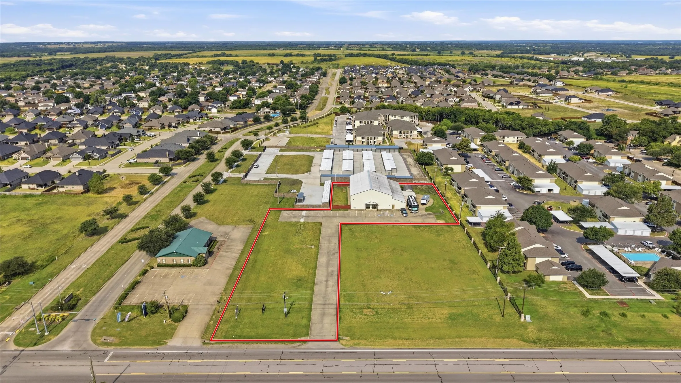 Warehouse For Sale in Grayson County , 920 Heritage Parkway, Sherman, Texas 75092, 0, 0, Garage spaces, 0 Sqft, built in 1998, Price $1,500,000, mls#21356026, Real Estate Agent in Sherman, Homes For Sale in Grayson county, Homes For Sale in Sherman, Realtor in Sherman Texas, Real Estate Brokerage Independent Realty Texas, Luminita Cordes Realtor