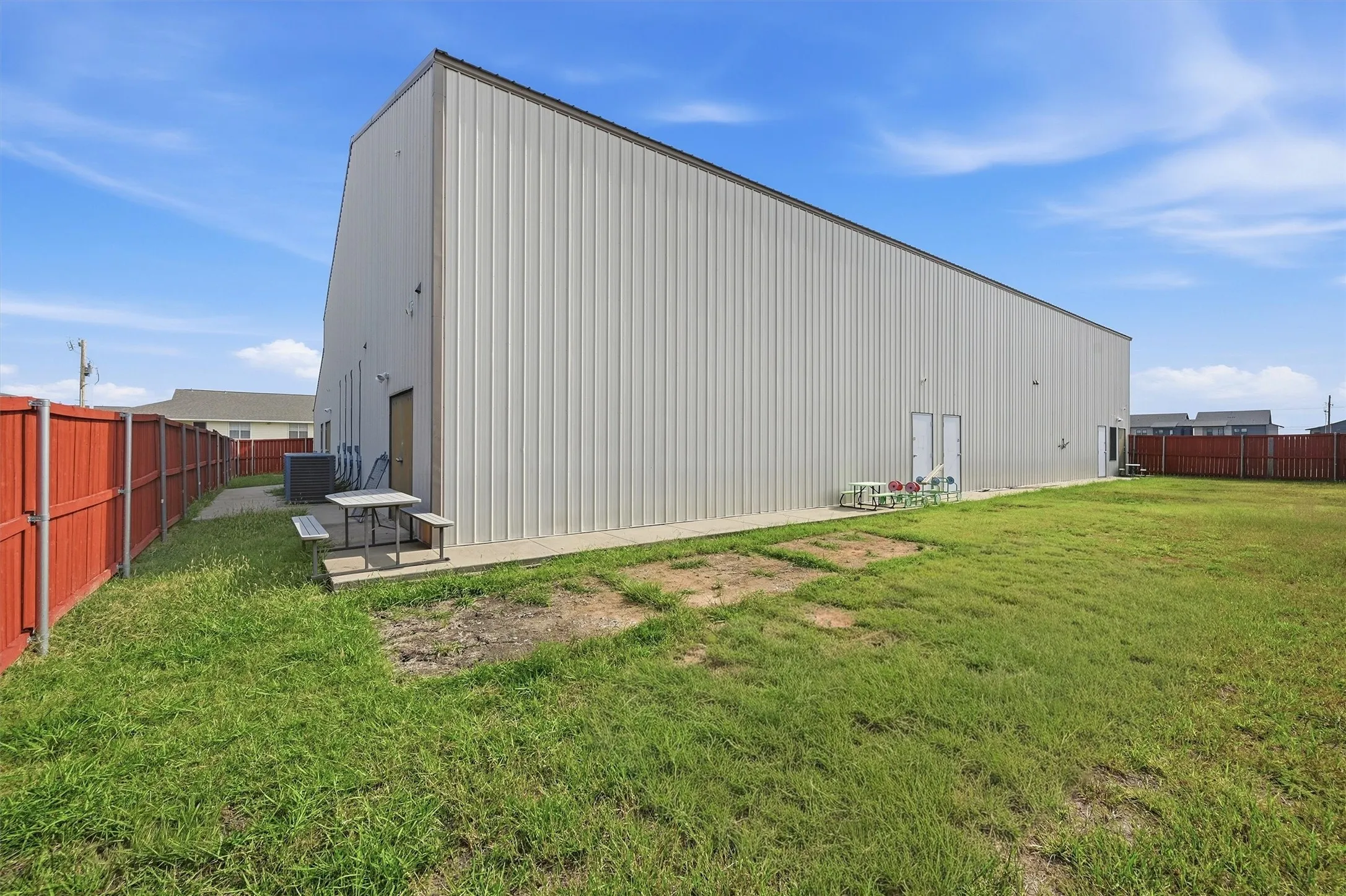 Warehouse For Sale in Grayson County , 920 Heritage Parkway, Sherman, Texas 75092, 0, 0, Garage spaces, 0 Sqft, built in 1998, Price $1,500,000, mls#21356026, Real Estate Agent in Sherman, Homes For Sale in Grayson county, Homes For Sale in Sherman, Realtor in Sherman Texas, Real Estate Brokerage Independent Realty Texas, Luminita Cordes Realtor