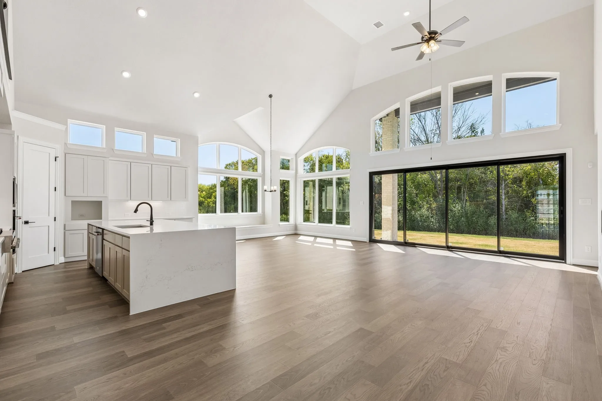 Single Family Residence For Sale in Rockwall County , 2316 Favour Court, Heath, Texas 75126, 5 Bedroom, 4 Bathroom, 2 Garage spaces, 4,633 Sqft, built in 2026, mls#21356925, Real Estate Agent in Heath, Homes For Sale in Rockwall county, Homes For Sale in Heath, Realtor in Heath Texas, Real Estate Brokerage Independent Realty Texas, Luminita Cordes Realtor