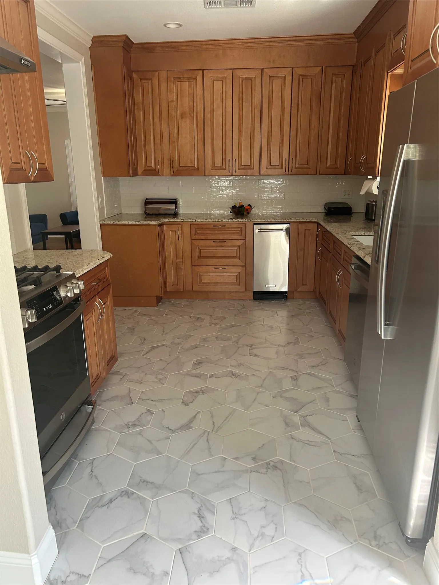 Single Family Residence For Sale in Young County , 407 W Hamilton Street, Olney, Texas 76374, 3 Bedroom, 2 Bathroom, 2 Garage spaces, 1,442 Sqft, built in 1955, Price $289,000, mls#21356936, Real Estate Agent in Olney, Homes For Sale in Young county, Homes For Sale in Olney, Realtor in Olney Texas, Real Estate Brokerage Independent Realty Texas, Luminita Cordes Realtor