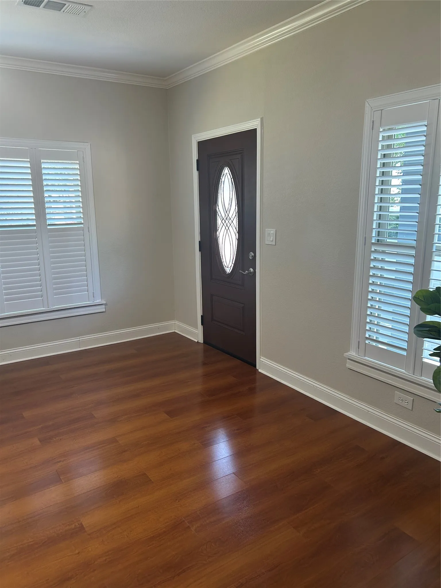 Single Family Residence For Sale in Young County , 407 W Hamilton Street, Olney, Texas 76374, 3 Bedroom, 2 Bathroom, 2 Garage spaces, 1,442 Sqft, built in 1955, Price $289,000, mls#21356936, Real Estate Agent in Olney, Homes For Sale in Young county, Homes For Sale in Olney, Realtor in Olney Texas, Real Estate Brokerage Independent Realty Texas, Luminita Cordes Realtor