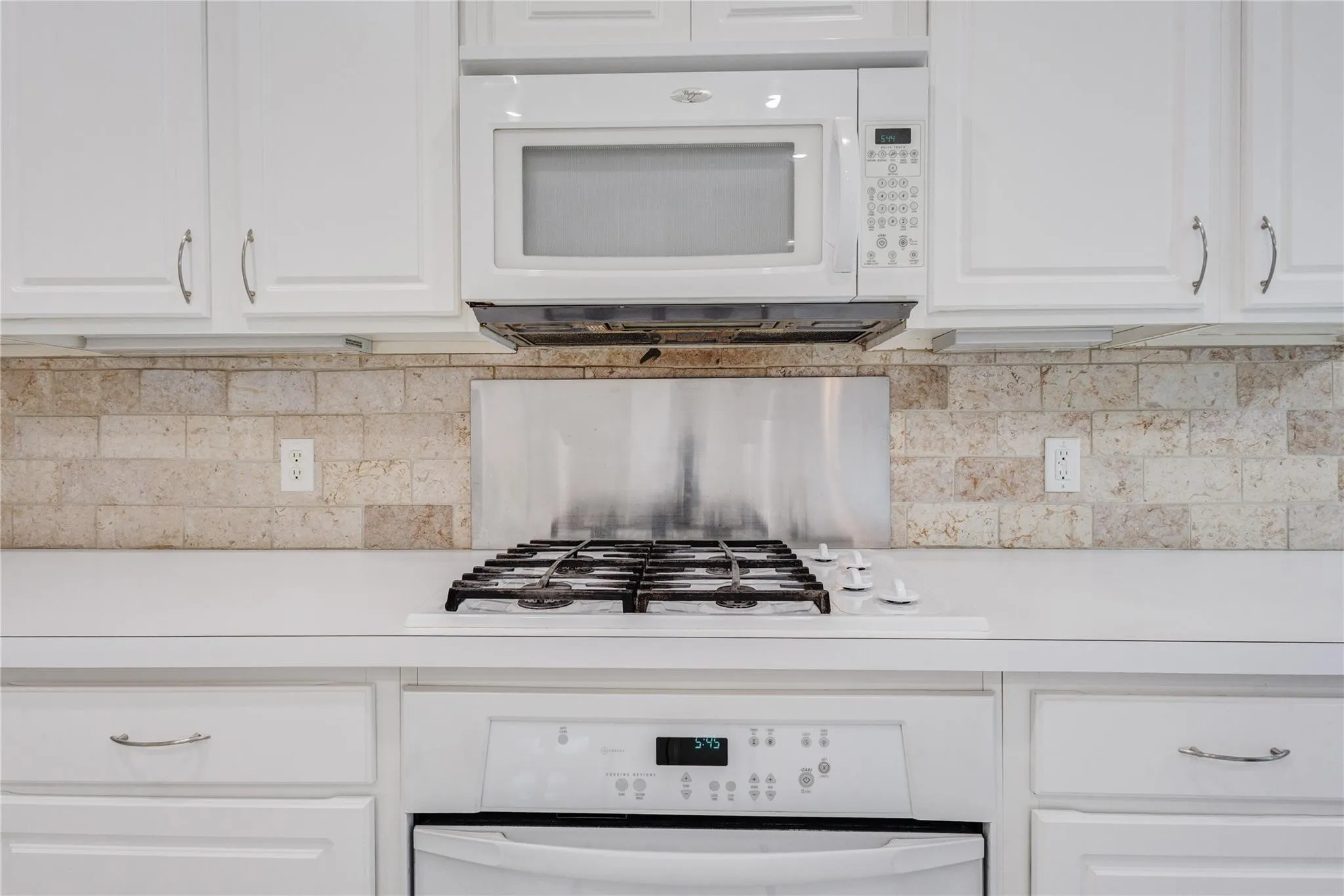 Single Family Residence For Sale in Collin County , 1009 Muir Woods Drive, Allen, Texas 75002, 4 Bedroom, 2 Bathroom, 2 Garage spaces, 2,318 Sqft, built in 2003, mls#21356565, Real Estate Agent in Allen, Homes For Sale in Collin county, Homes For Sale in Allen, Realtor in Allen Texas, Real Estate Brokerage Independent Realty Texas, Luminita Cordes Realtor