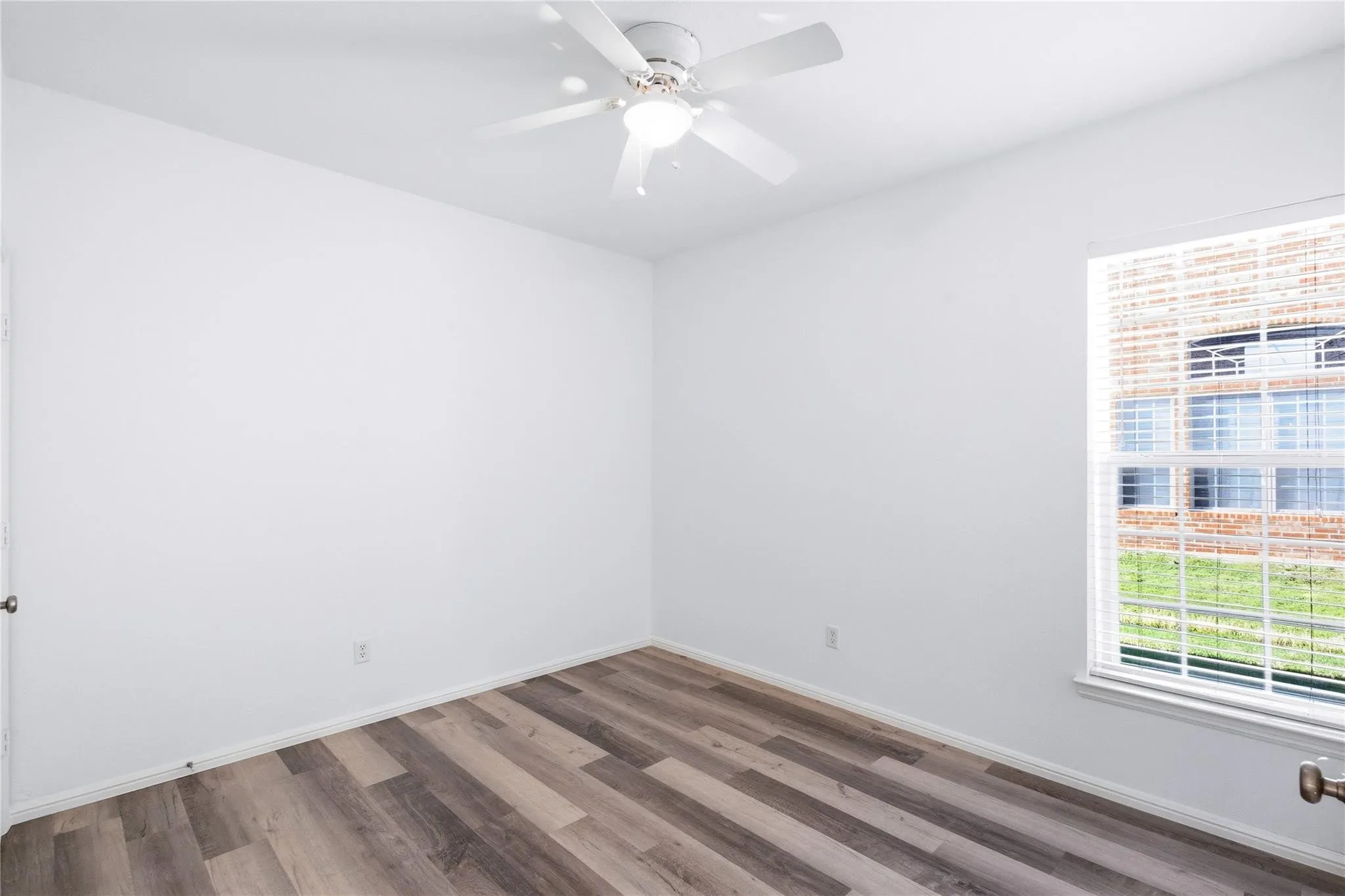 Single Family Residence For Sale in Collin County , 1009 Muir Woods Drive, Allen, Texas 75002, 4 Bedroom, 2 Bathroom, 2 Garage spaces, 2,318 Sqft, built in 2003, mls#21356565, Real Estate Agent in Allen, Homes For Sale in Collin county, Homes For Sale in Allen, Realtor in Allen Texas, Real Estate Brokerage Independent Realty Texas, Luminita Cordes Realtor