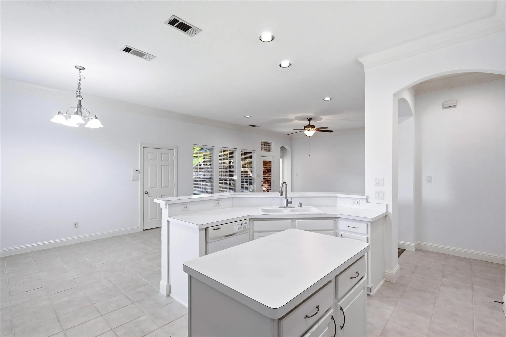 Single Family Residence For Sale in Collin County , 1009 Muir Woods Drive, Allen, Texas 75002, 4 Bedroom, 2 Bathroom, 2 Garage spaces, 2,318 Sqft, built in 2003, mls#21356565, Real Estate Agent in Allen, Homes For Sale in Collin county, Homes For Sale in Allen, Realtor in Allen Texas, Real Estate Brokerage Independent Realty Texas, Luminita Cordes Realtor