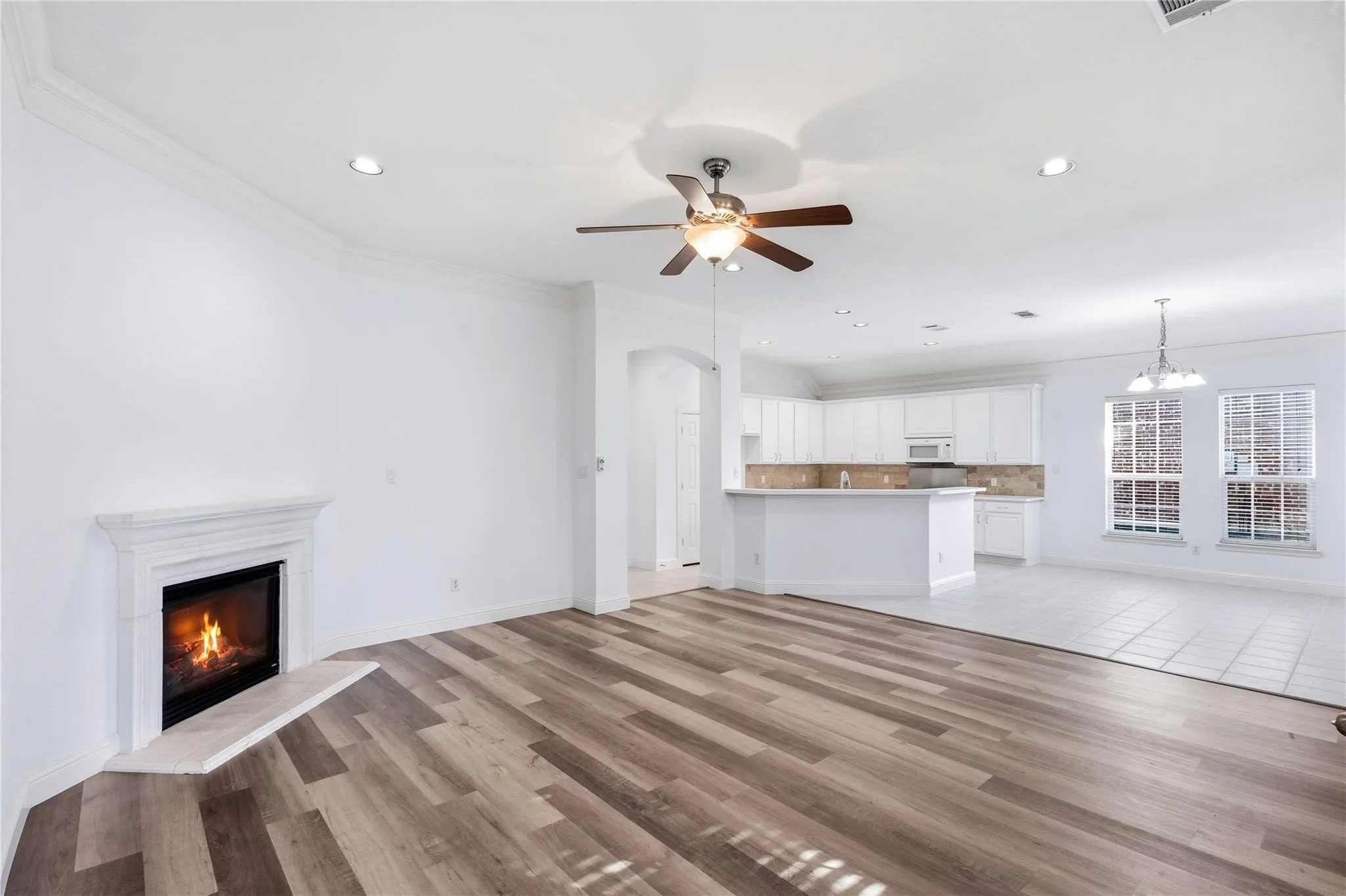 Single Family Residence For Sale in Collin County , 1009 Muir Woods Drive, Allen, Texas 75002, 4 Bedroom, 2 Bathroom, 2 Garage spaces, 2,318 Sqft, built in 2003, mls#21356565, Real Estate Agent in Allen, Homes For Sale in Collin county, Homes For Sale in Allen, Realtor in Allen Texas, Real Estate Brokerage Independent Realty Texas, Luminita Cordes Realtor