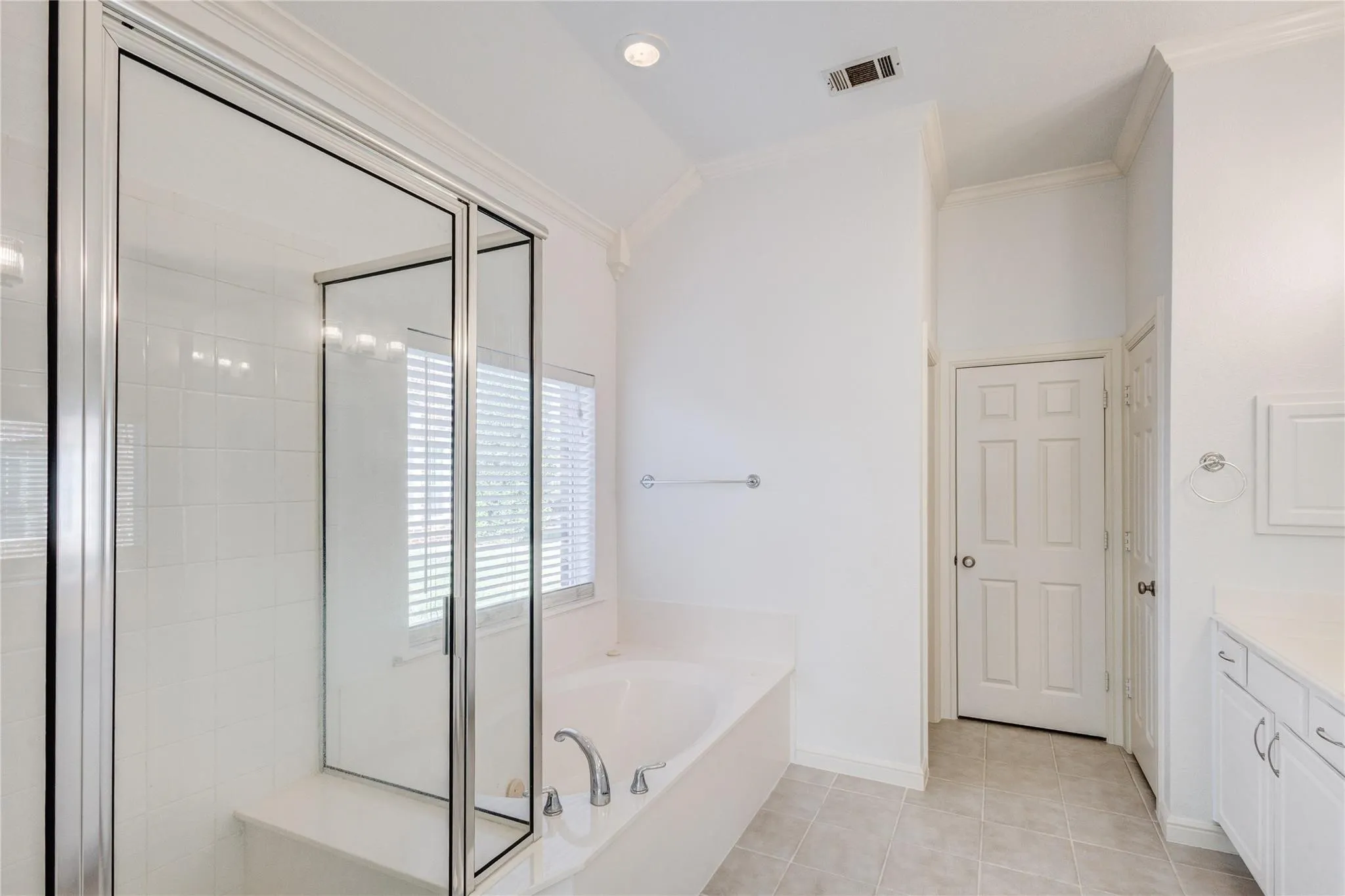 Single Family Residence For Sale in Collin County , 1009 Muir Woods Drive, Allen, Texas 75002, 4 Bedroom, 2 Bathroom, 2 Garage spaces, 2,318 Sqft, built in 2003, mls#21356565, Real Estate Agent in Allen, Homes For Sale in Collin county, Homes For Sale in Allen, Realtor in Allen Texas, Real Estate Brokerage Independent Realty Texas, Luminita Cordes Realtor