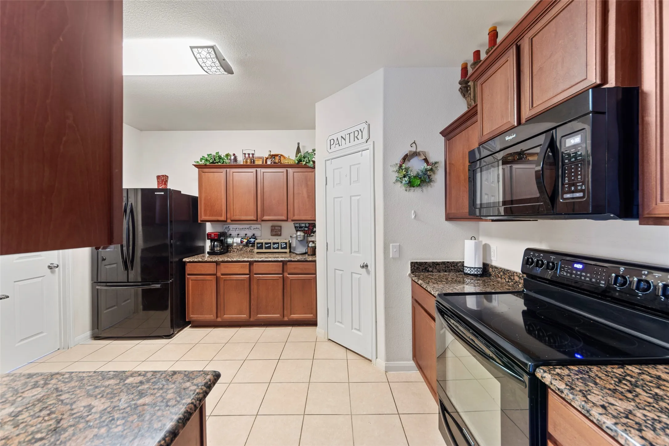 Single Family Residence For Rent in Collin County , 201 Mill Street, Anna, Texas 75409, 4 Bedroom, 2 Bathroom, 2 Garage spaces, 2,095 Sqft, built in 2013, mls#21356939, Real Estate Agent in Anna, Homes For Rent in Collin county, Homes For Rent in Anna, Realtor in Anna Texas, Real Estate Brokerage Independent Realty Texas, Luminita Cordes Realtor