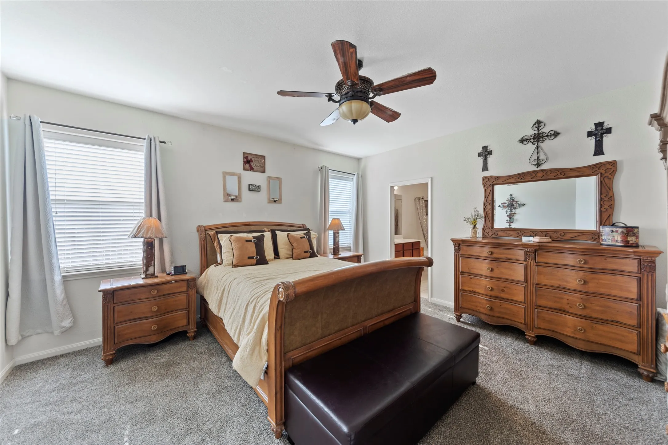 Single Family Residence For Rent in Collin County , 201 Mill Street, Anna, Texas 75409, 4 Bedroom, 2 Bathroom, 2 Garage spaces, 2,095 Sqft, built in 2013, mls#21356939, Real Estate Agent in Anna, Homes For Rent in Collin county, Homes For Rent in Anna, Realtor in Anna Texas, Real Estate Brokerage Independent Realty Texas, Luminita Cordes Realtor