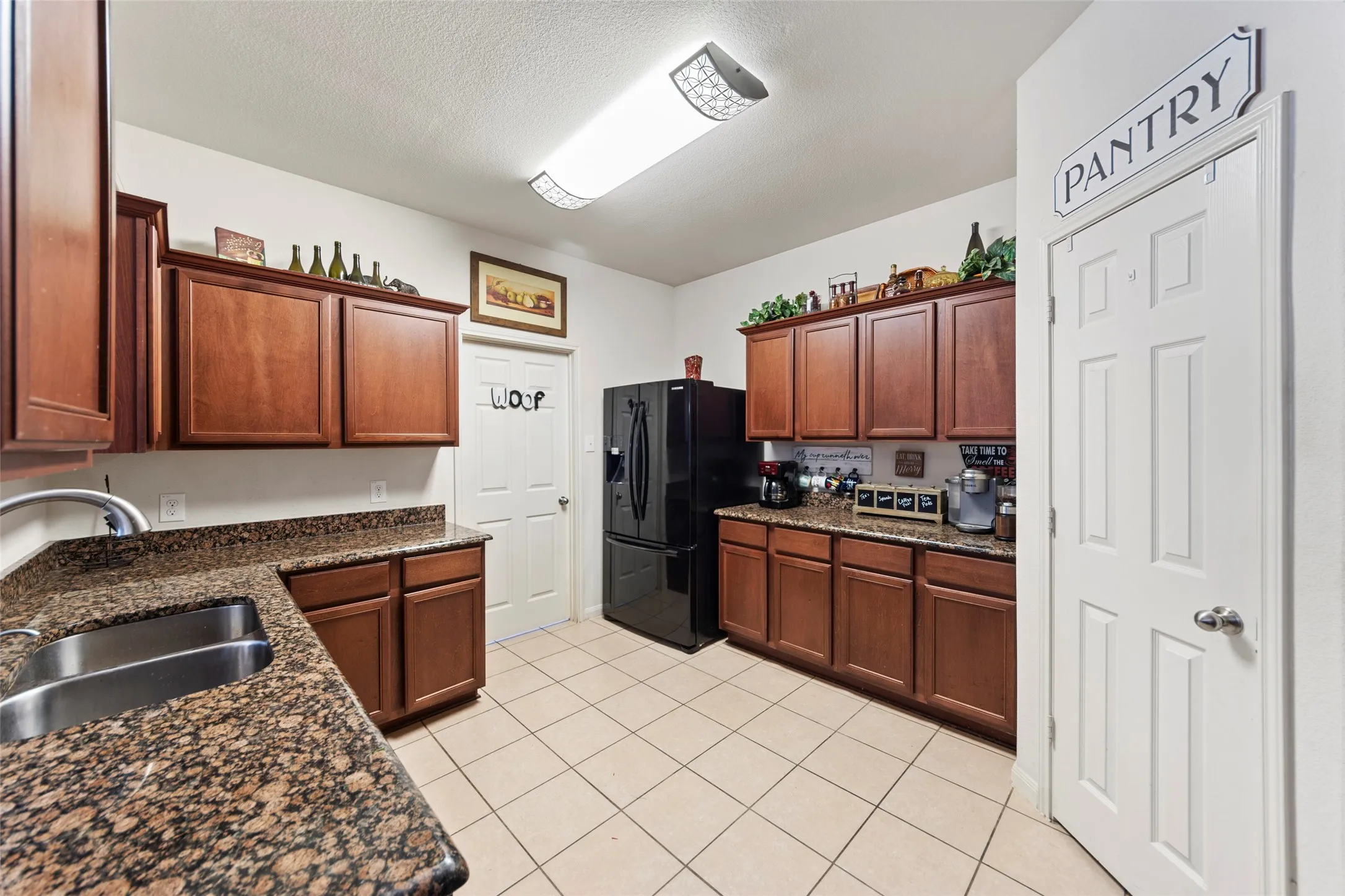Single Family Residence For Rent in Collin County , 201 Mill Street, Anna, Texas 75409, 4 Bedroom, 2 Bathroom, 2 Garage spaces, 2,095 Sqft, built in 2013, mls#21356939, Real Estate Agent in Anna, Homes For Rent in Collin county, Homes For Rent in Anna, Realtor in Anna Texas, Real Estate Brokerage Independent Realty Texas, Luminita Cordes Realtor